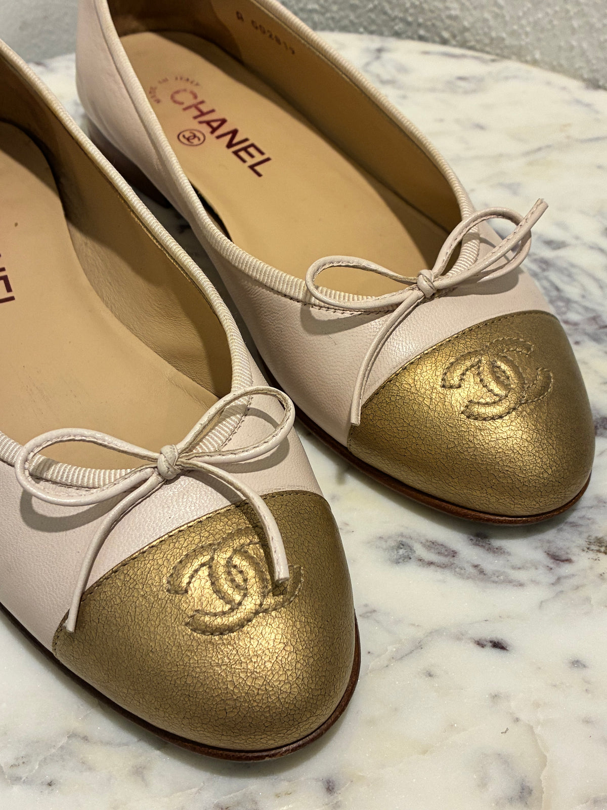 Chanel Ballerinas - Special Pair - Rose/Nude & Gold Toe - Size 38,5C
