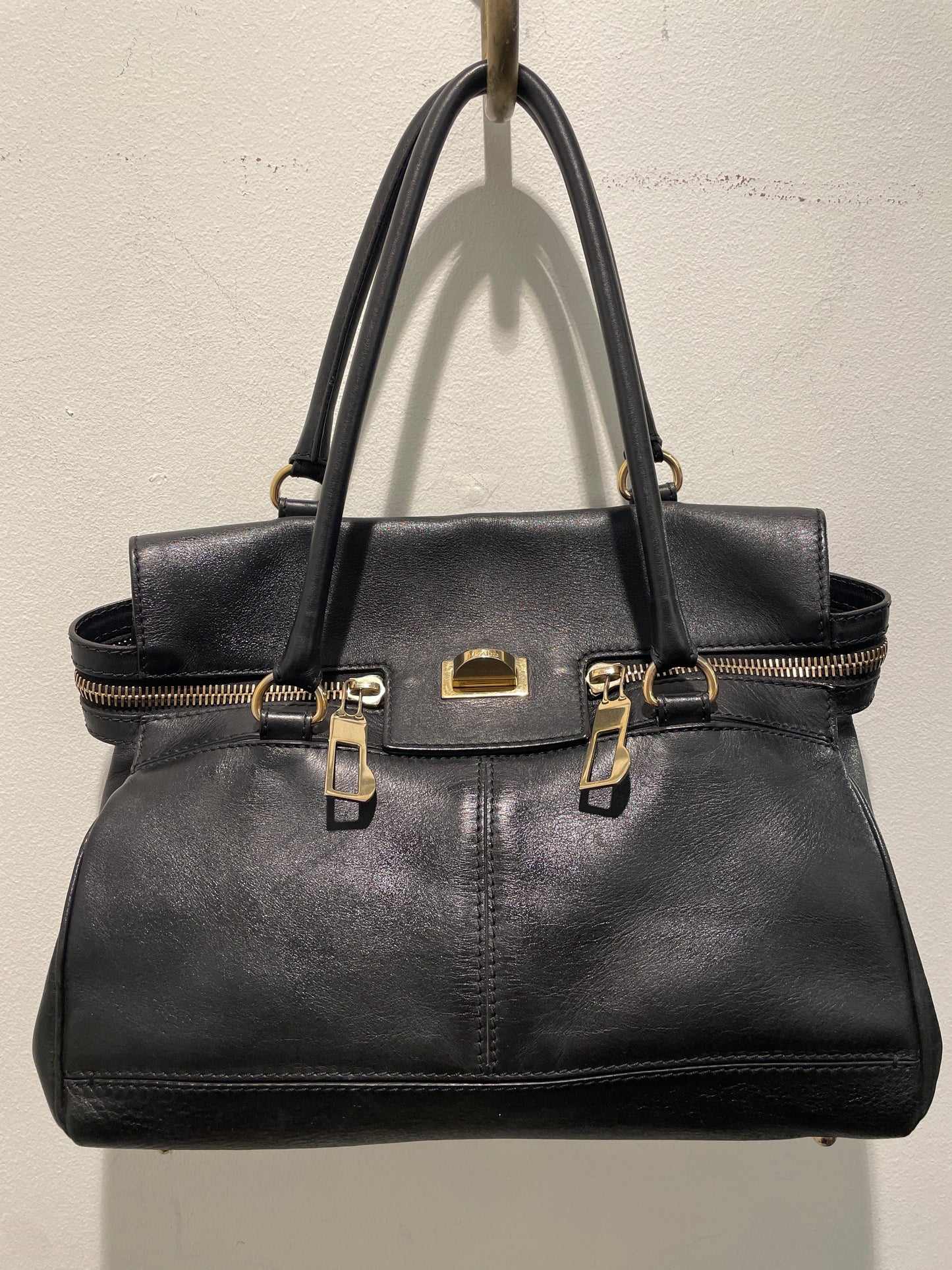 Max Mara Margaux Leather Handbag – Black