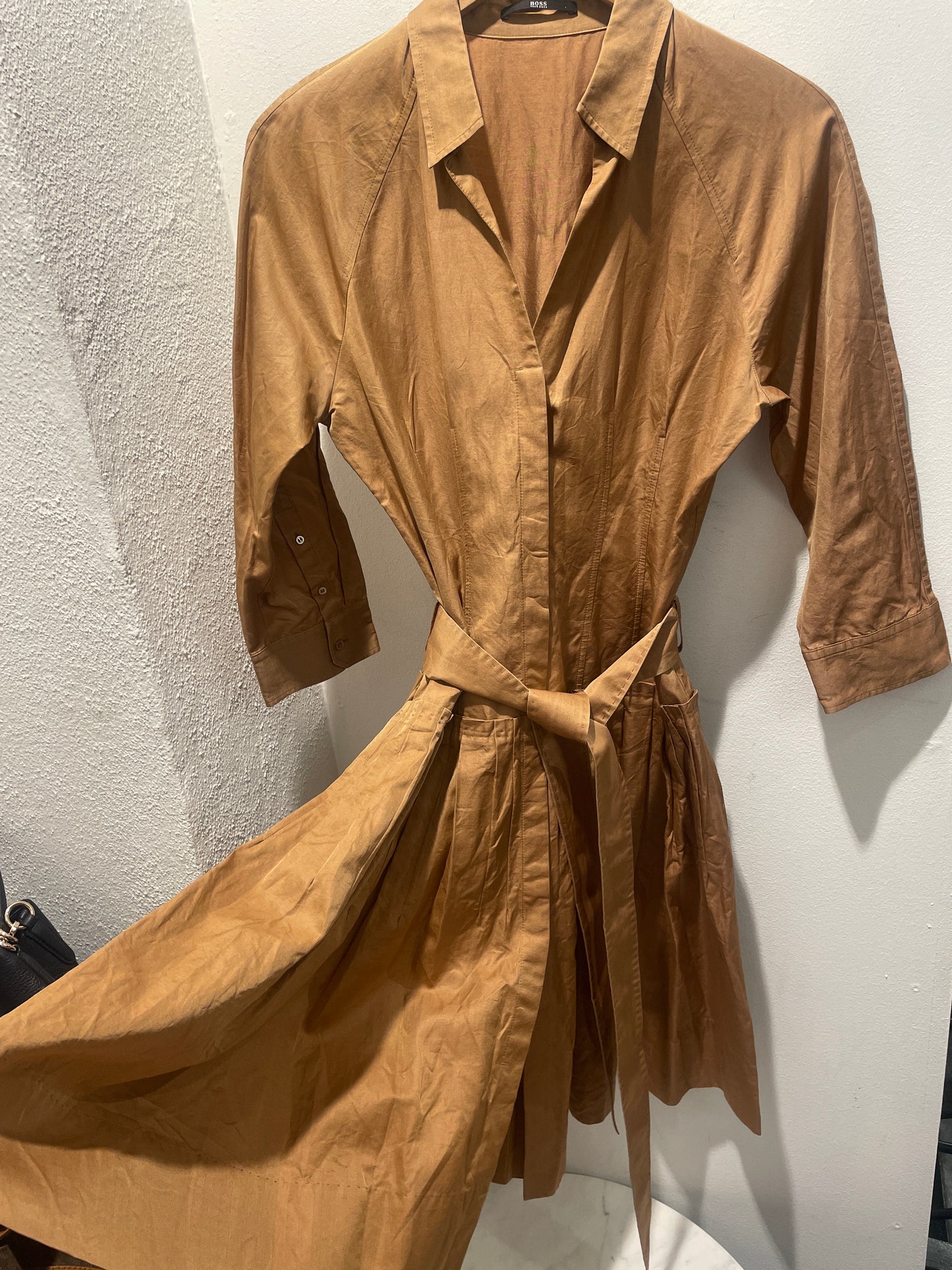 BOSS dress – Camel poplin shirtdress with tie-belt  - M
