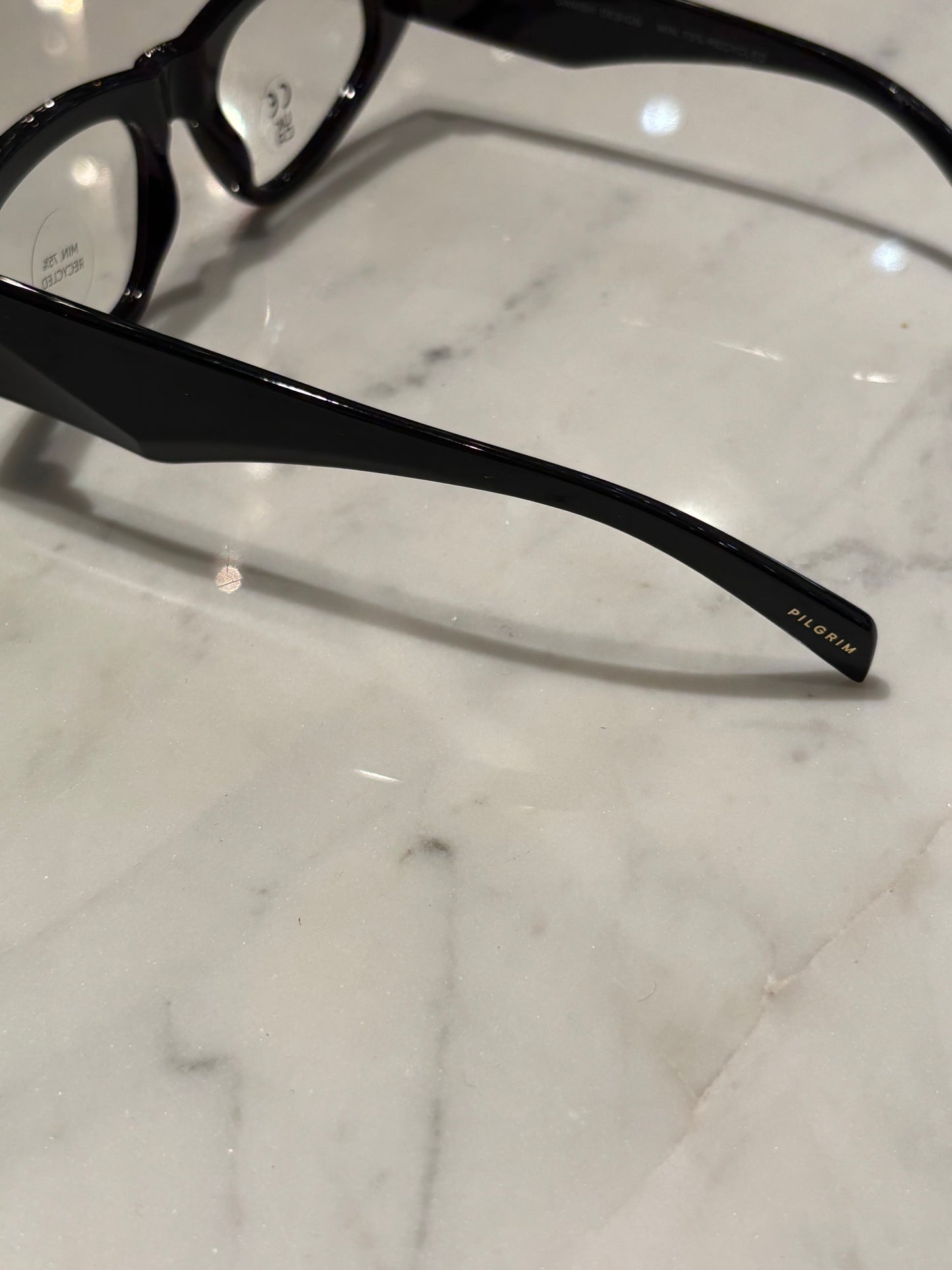 Pilgrim - Glasses without strength - Black - Medinas Wardrobe