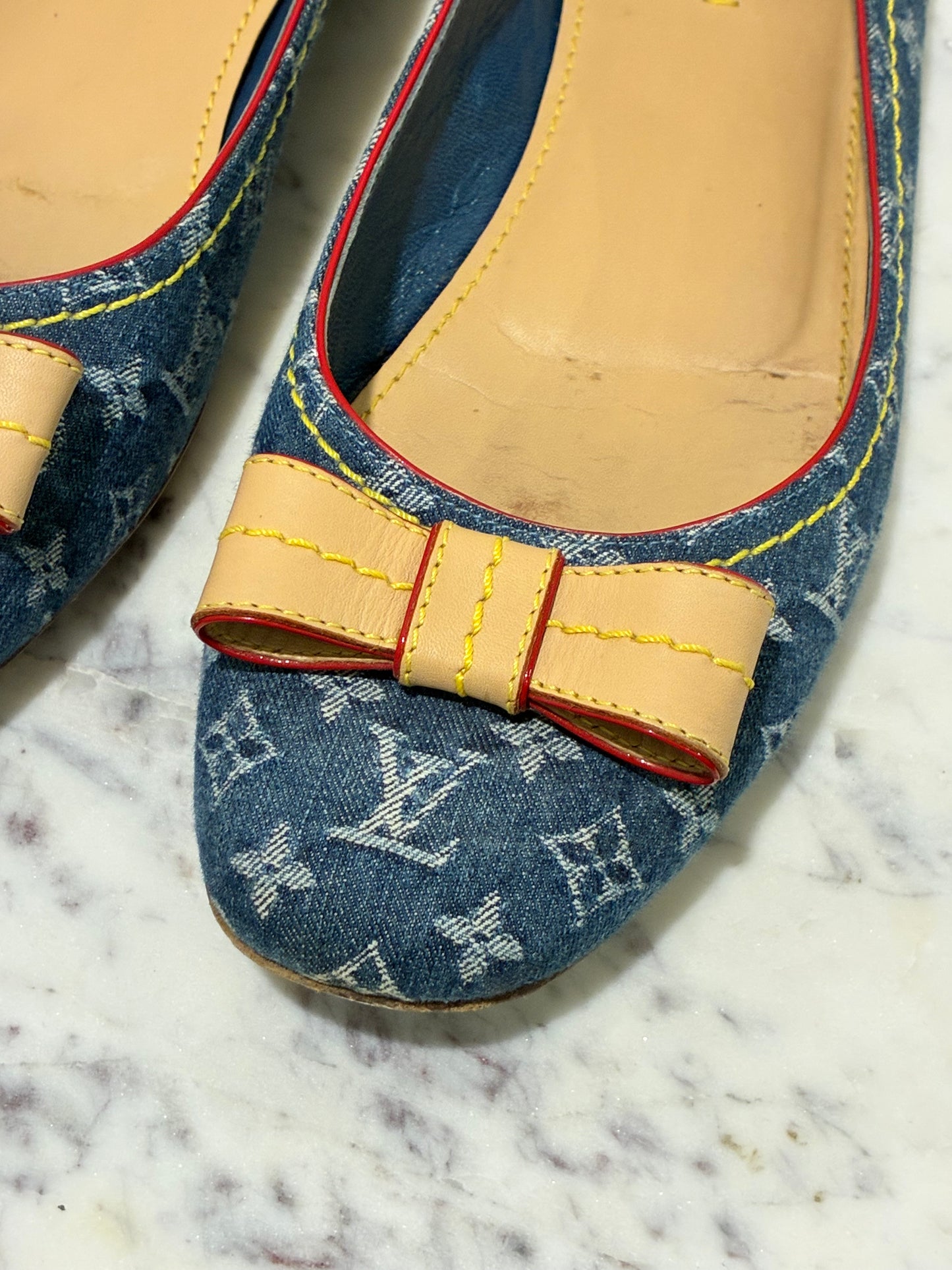Louis Vuitton Ballerinas - Rare Monogram Denim & Iconic Leather Bows - EU 38,5 (38,5-39)