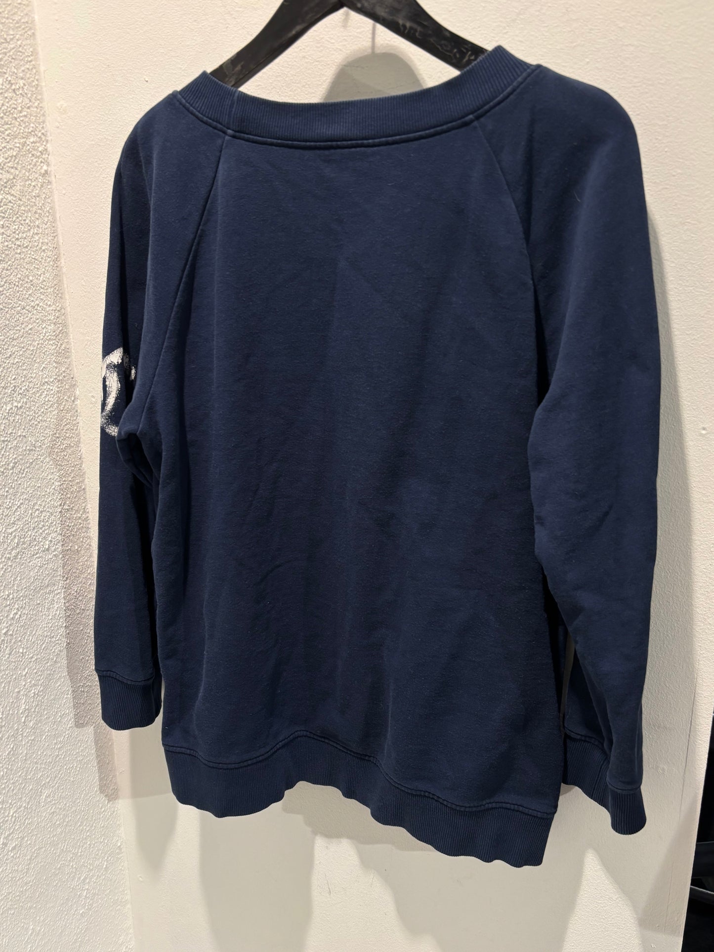 Chanel - Christmas Sweatshirt 2013 - Medinas Wardrobe - S/M