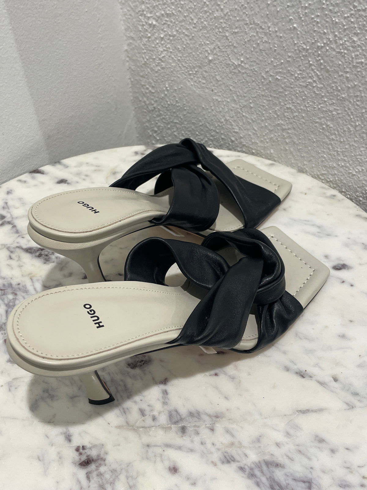 Hugo Boss - HUGO W Tonic Twisted Mules - 37
