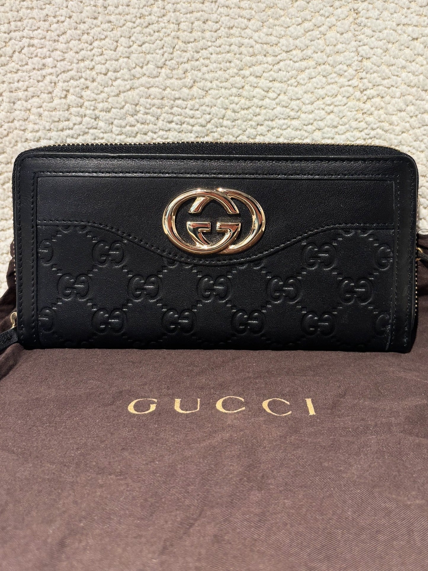Gucci Wallet – Black Monogram Leather