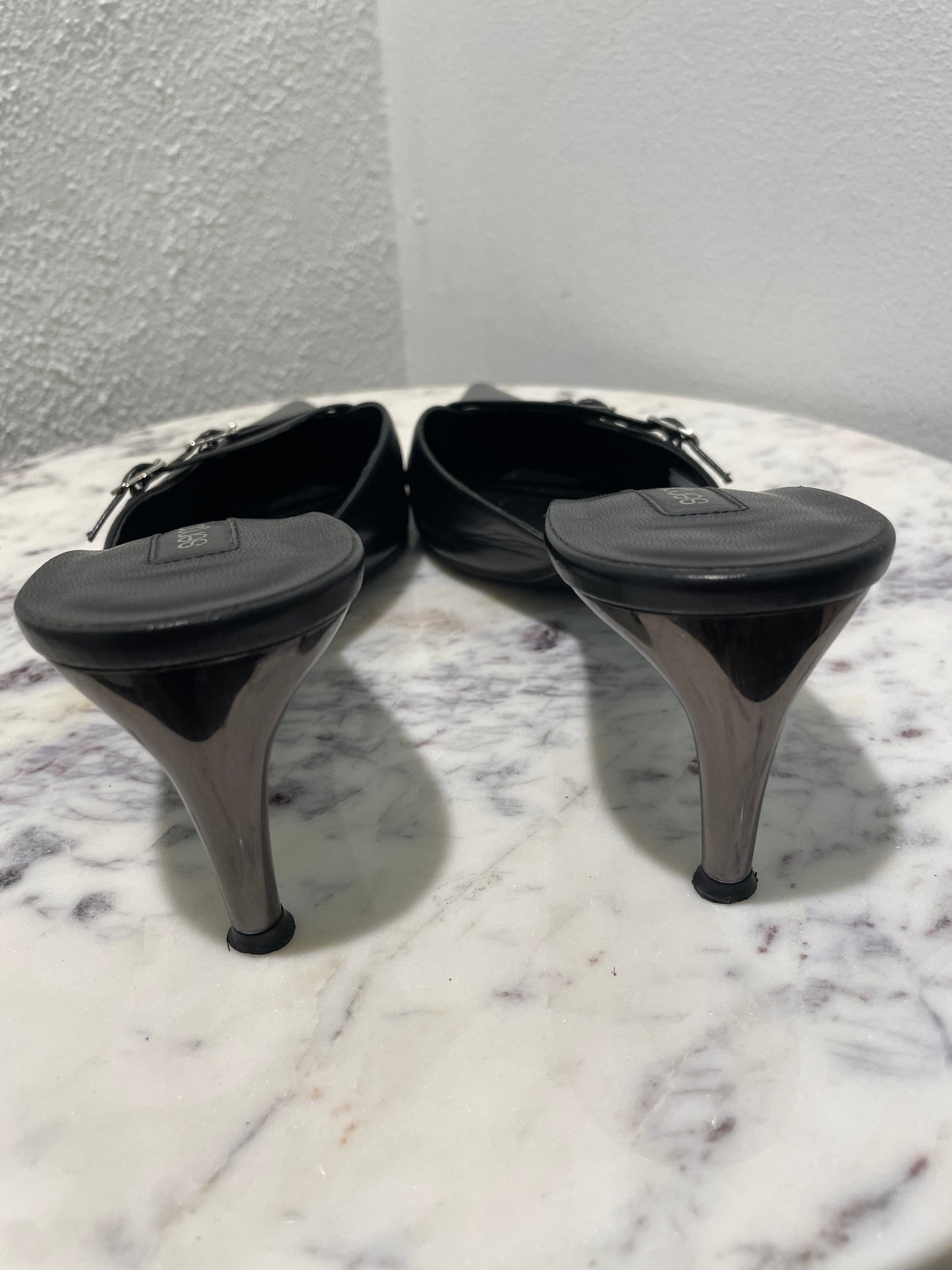 Vintage Sergio Rossi Black Leather Pointed-Toe Mules / Kitten Heels - 39