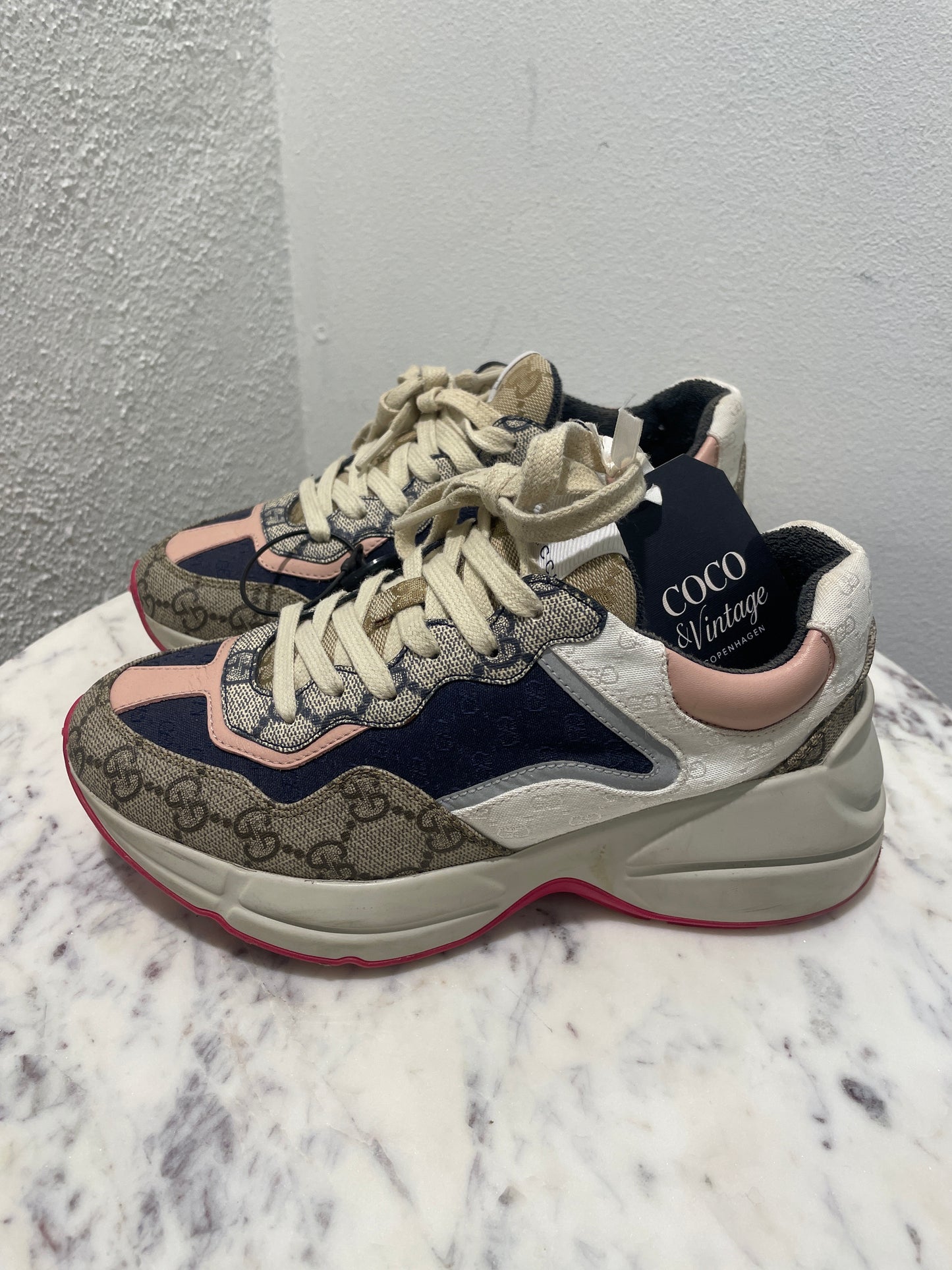 Gucci Rhyton Sneakers – Leather & Multicolour Details - 35