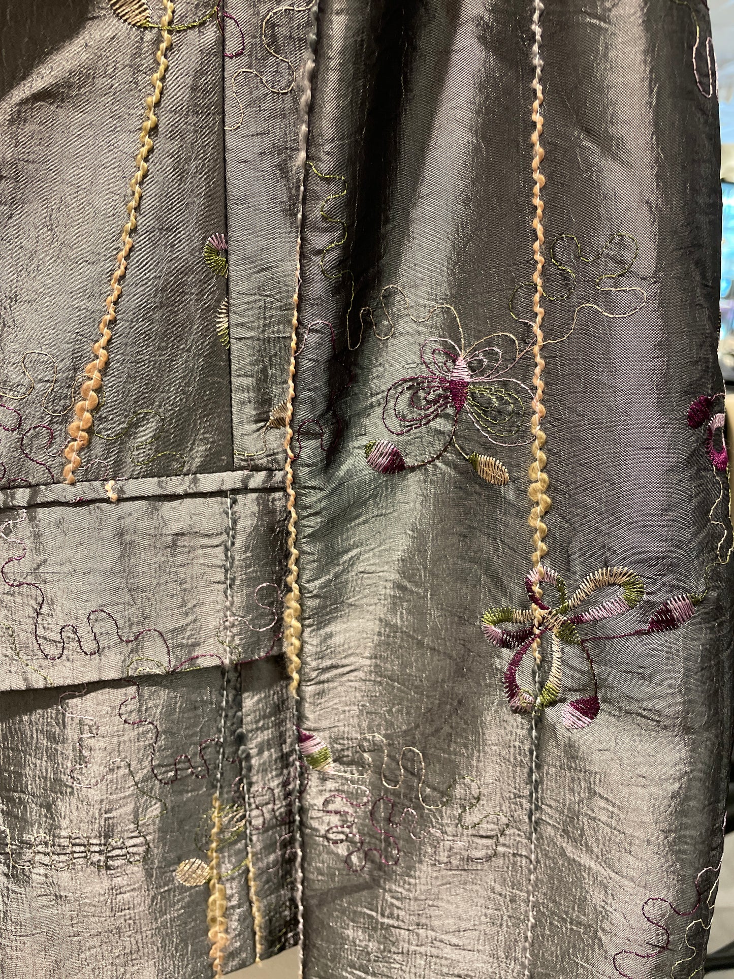 Vintage Lebek Embroidered Silk Blazer Jacket – Metallic Grey / Floral – Boxy fit - EU40