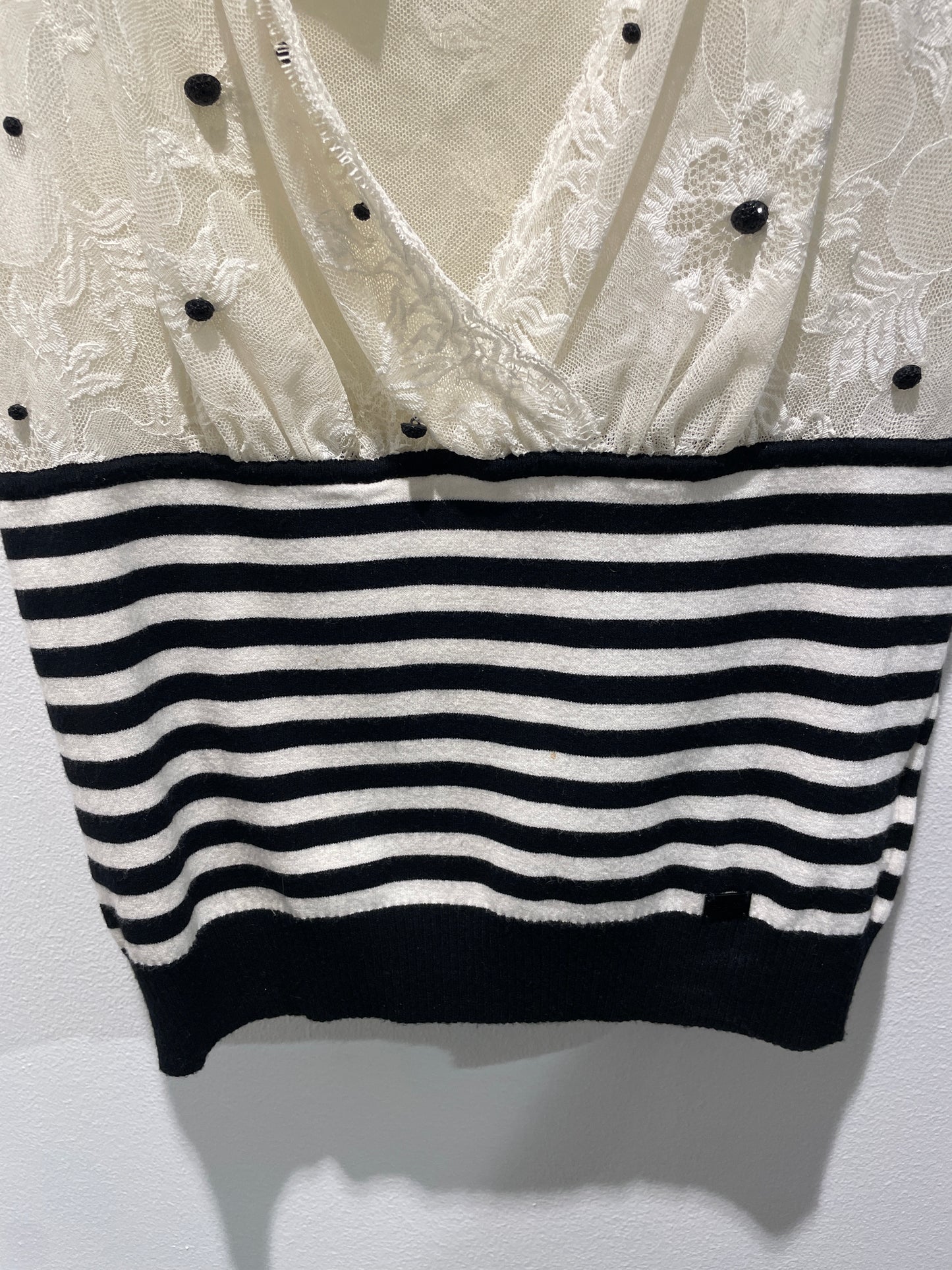 Chanel Top – Cashmere Lace Ecru and Black – EU 38