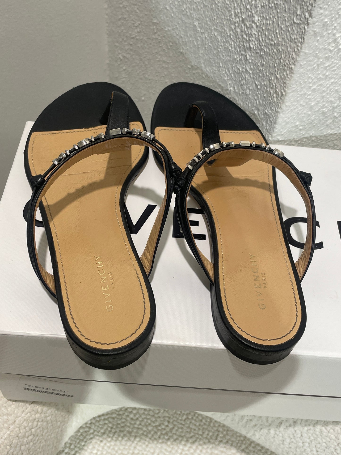Givenchy sandals  - Elba Flat Thong  - 36