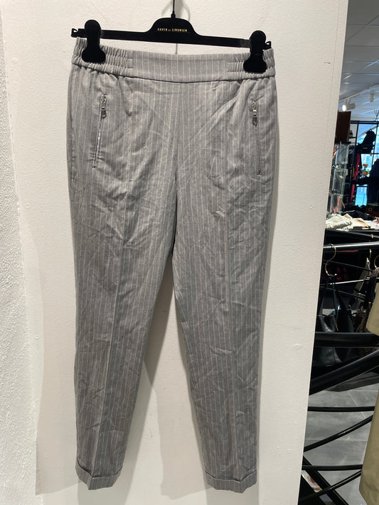 Boss - red label - Grey pants w.white stripes - S - Medinas Wardrobe