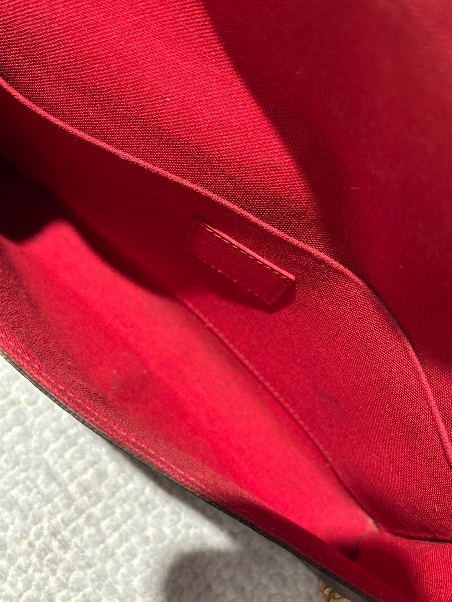 Louis Vuitton Pochette Félicie – Damier Canvas with Gold Chain