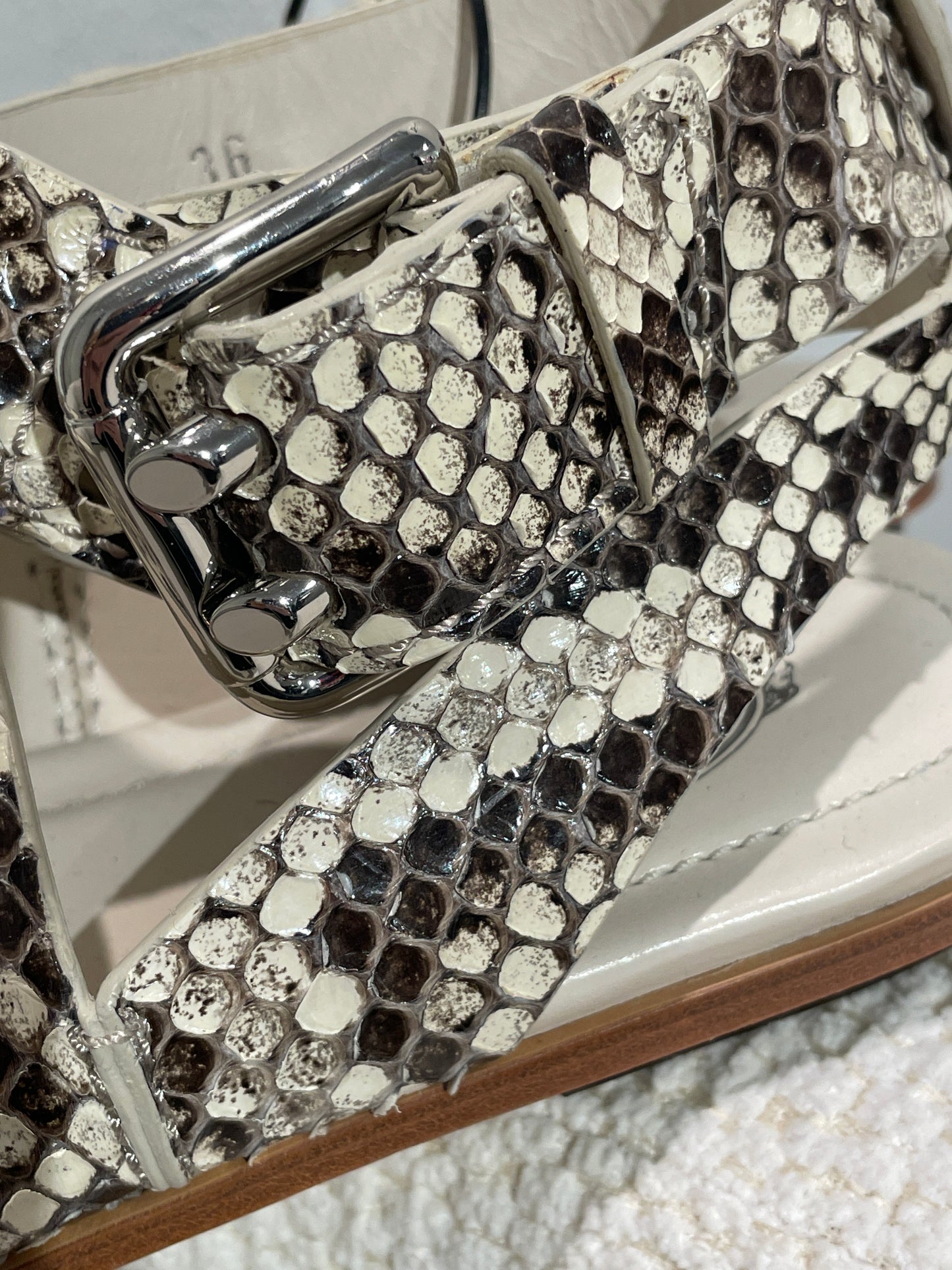 Tod's sandals – Python look -new - EU36/37