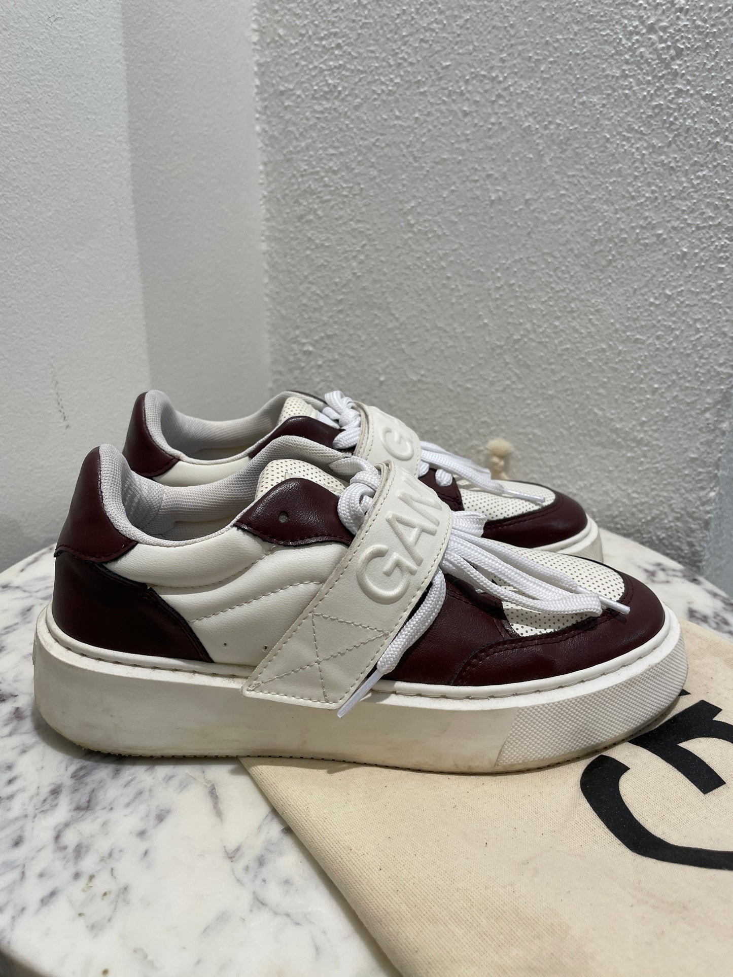 GANNI Sporty Mix Cupsole Low Top Velcro Sneakers – Burgundy / Egret – 36