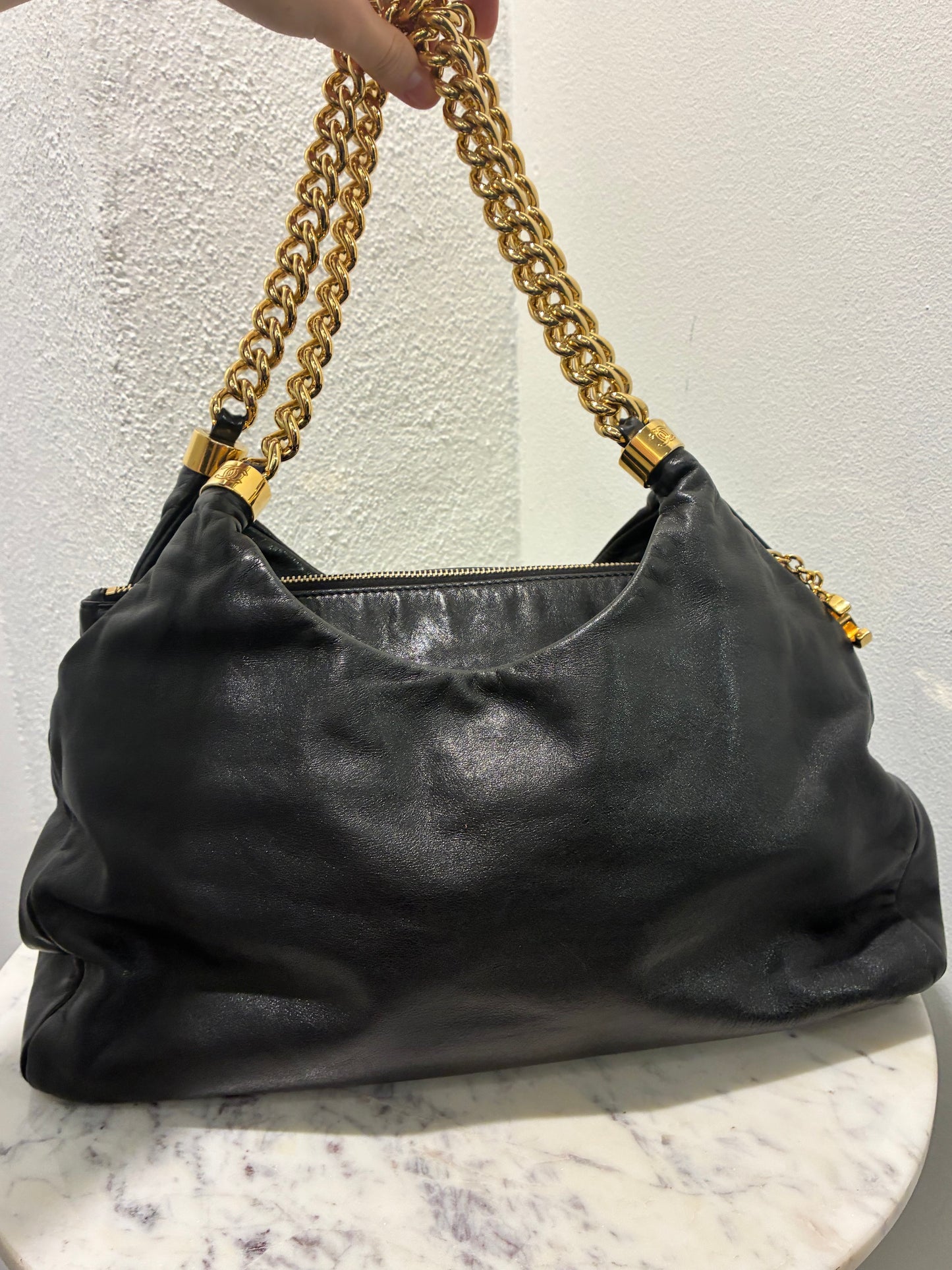Chanel CC Chain Shoulder Bag – Black Lambskin & Gold Hardware