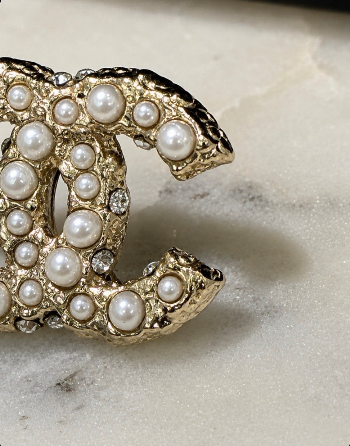 Chanel CC Earrings – Pearls & Stone Details