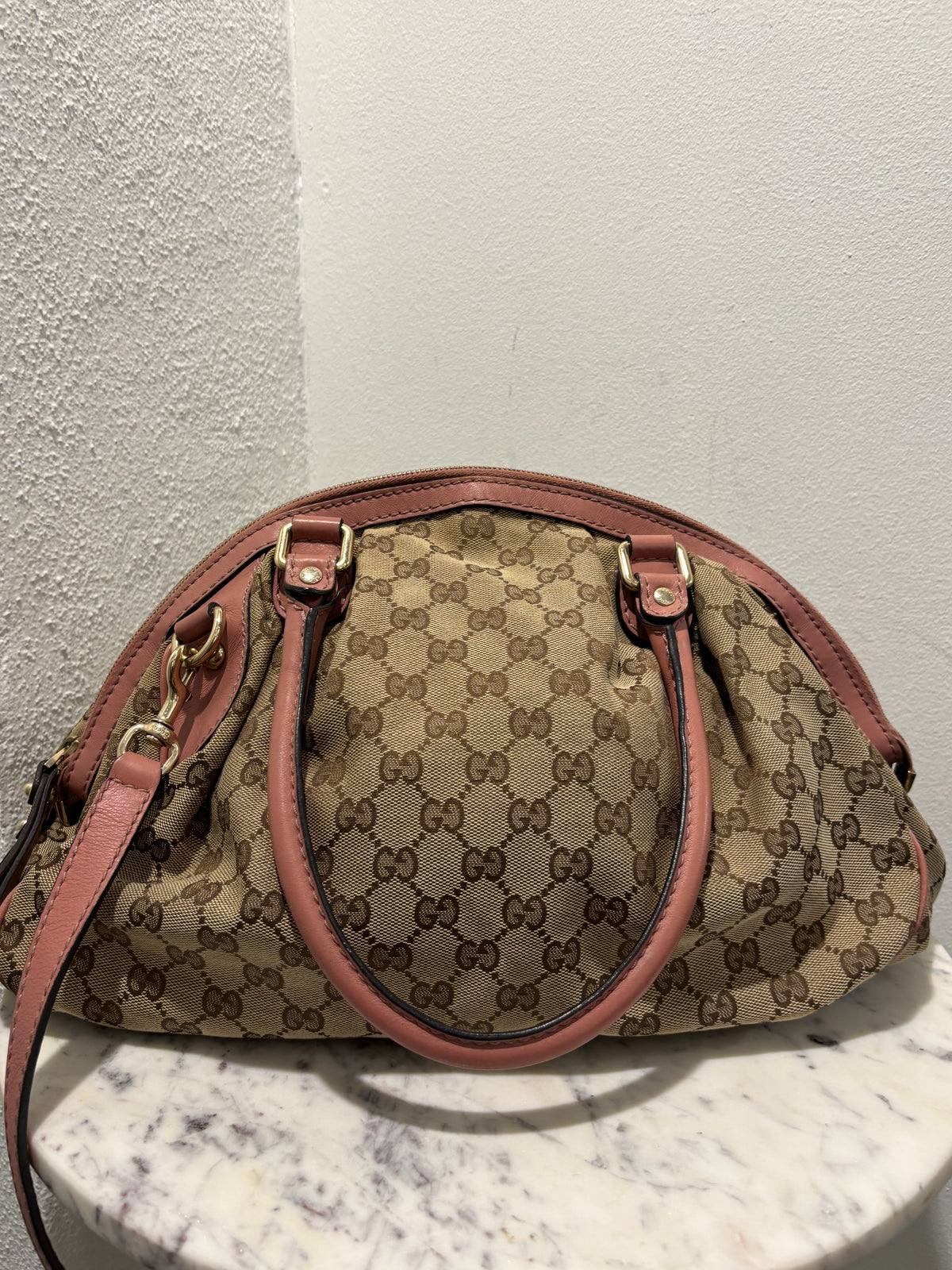 Gucci Sukey Bag - Canvas & Leather in Pink