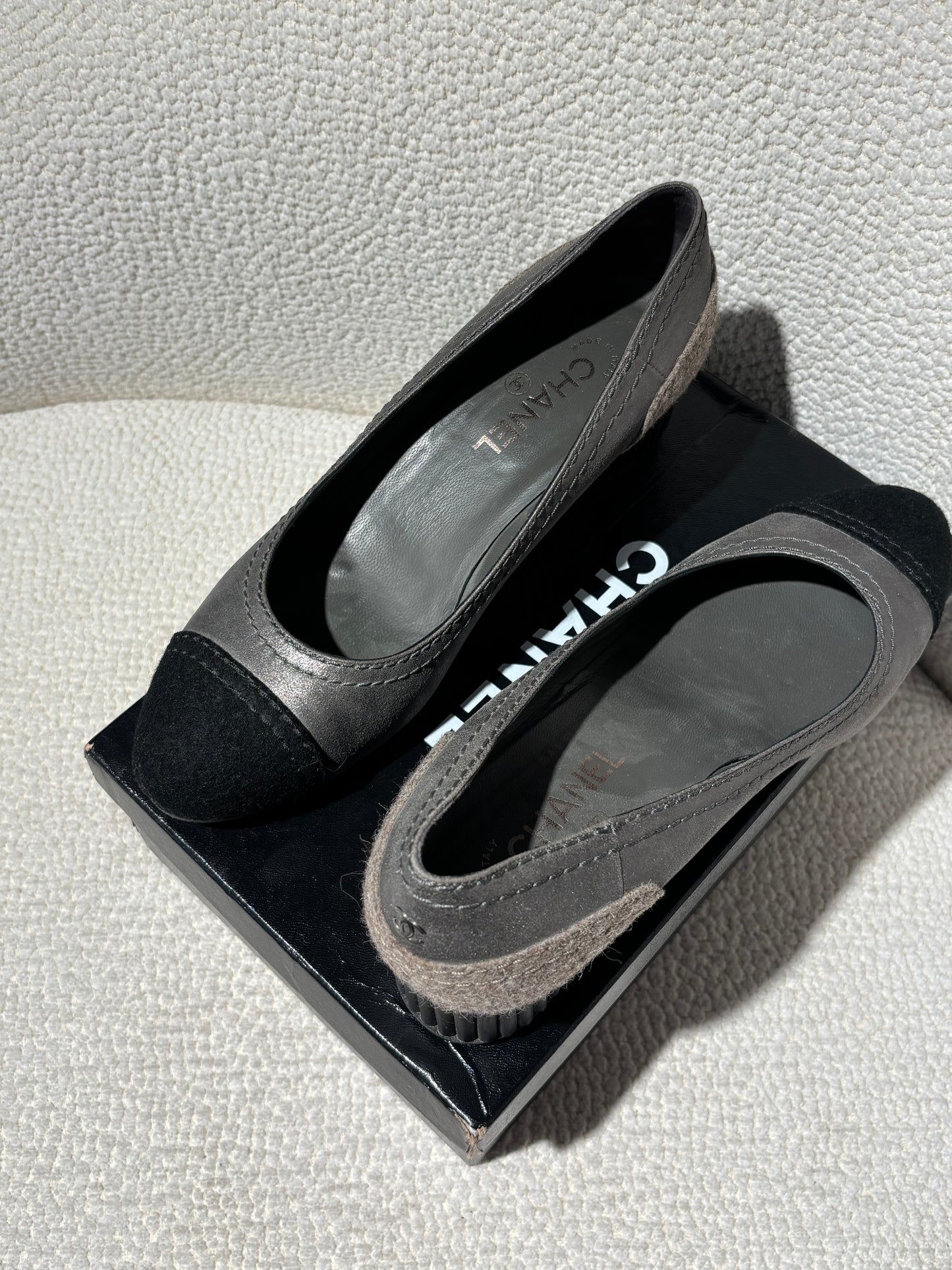 Chanel Wedge Heels - Grey & Black Suede & Fabric – EU 41