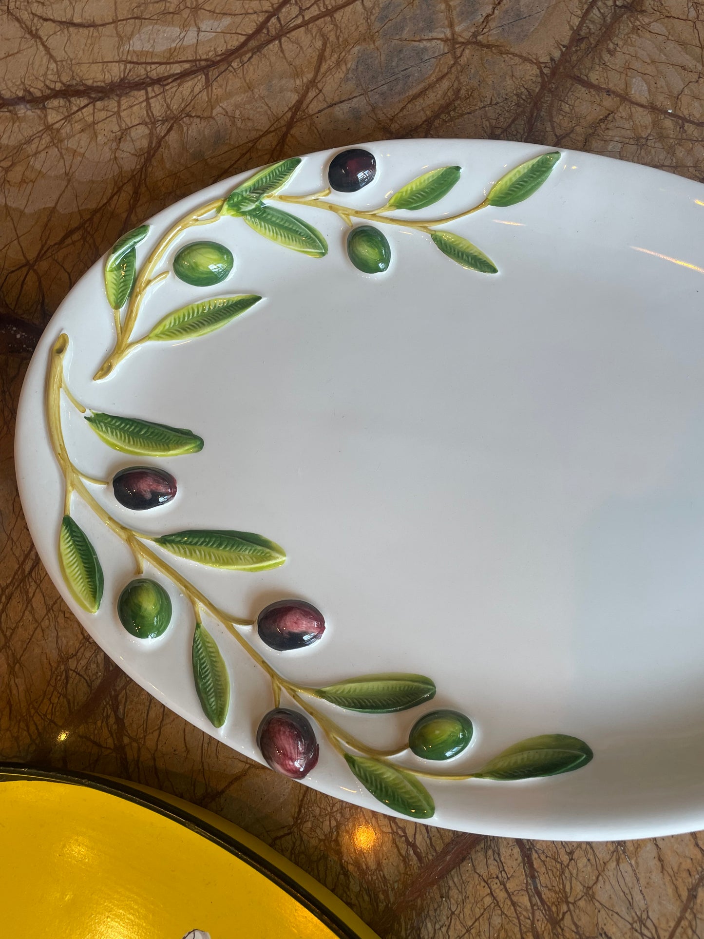 Medium aflangt fad m. olivenranker - Italiensk porcelæn