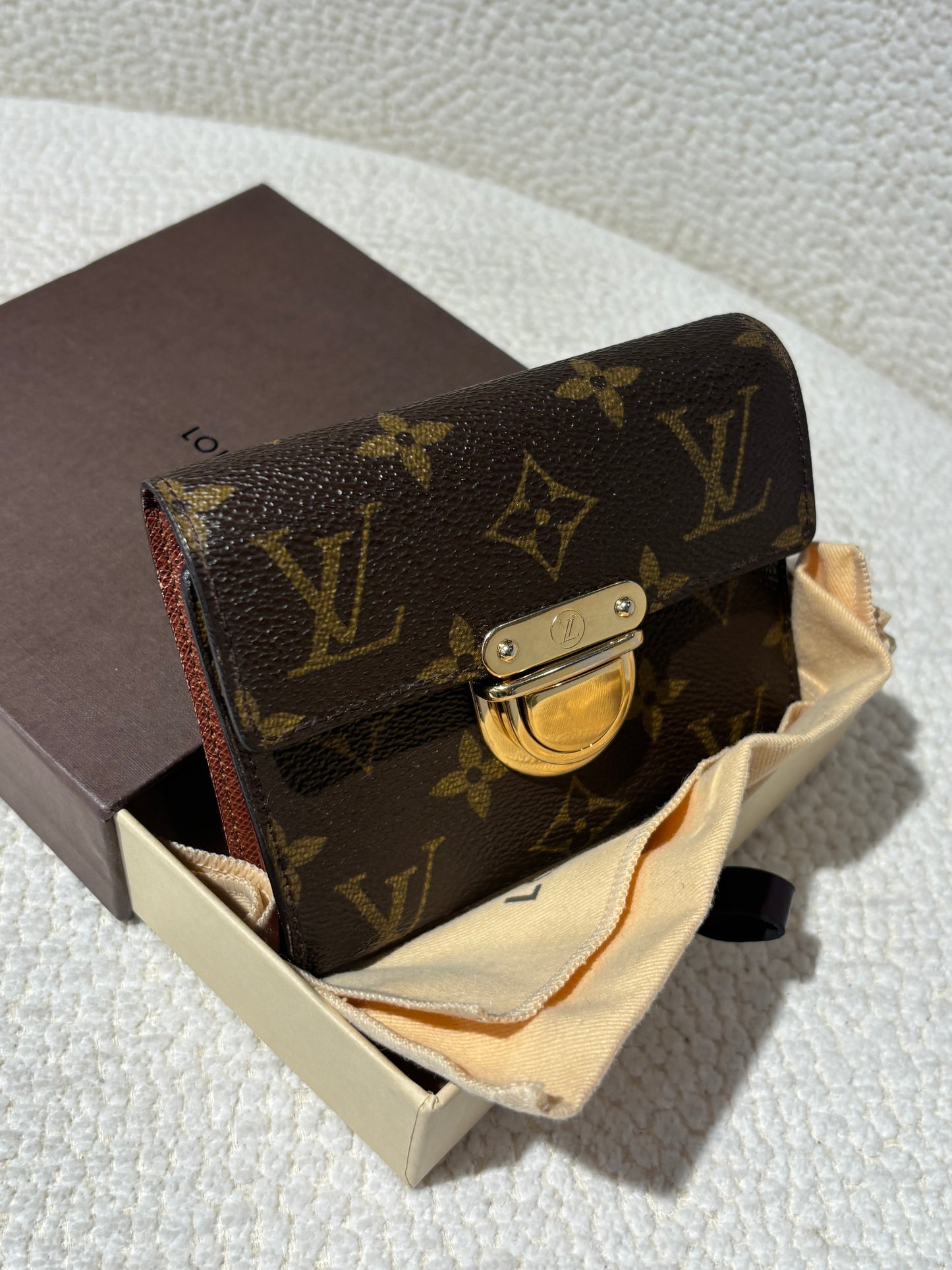 Louis Vuitton Wallet – Brown Leather with Gold Clasp