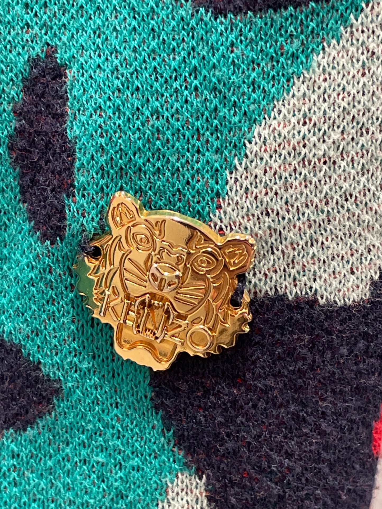 Kenzo - Cardigan w. golden tiger emblem - M