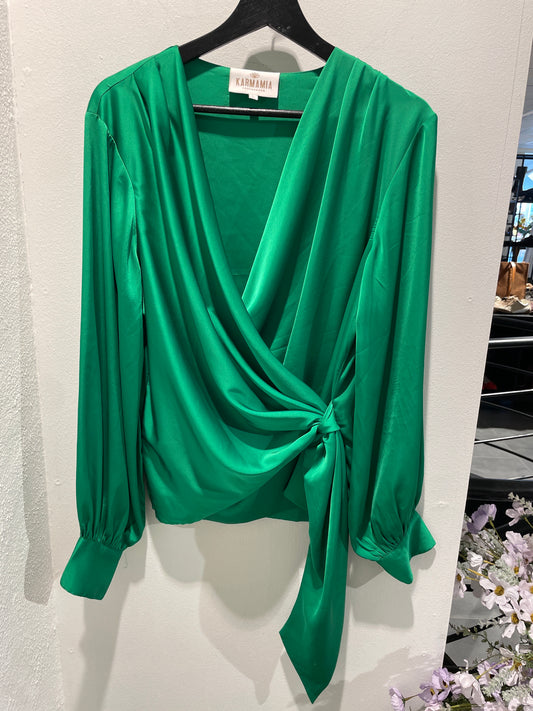 Karmamia shirt - L