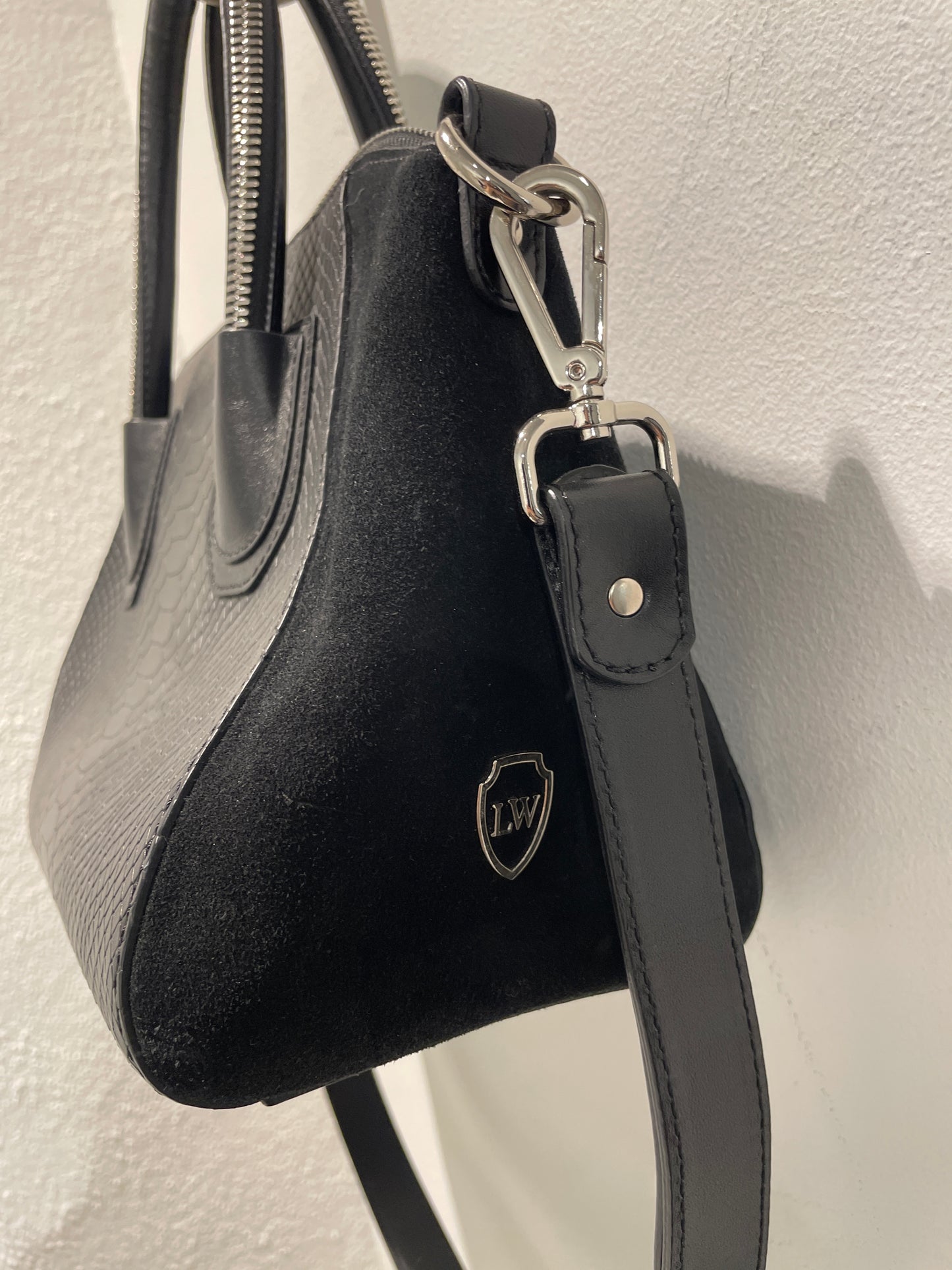 Leowulff - Boa Black SIlverbag