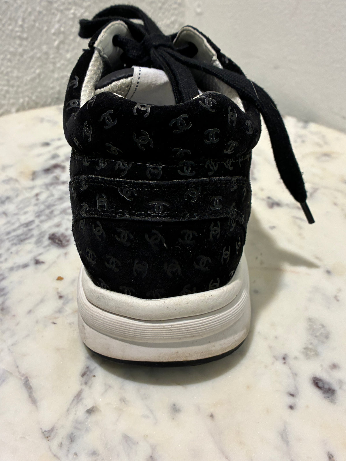 Chanel Sneakers - EU 40