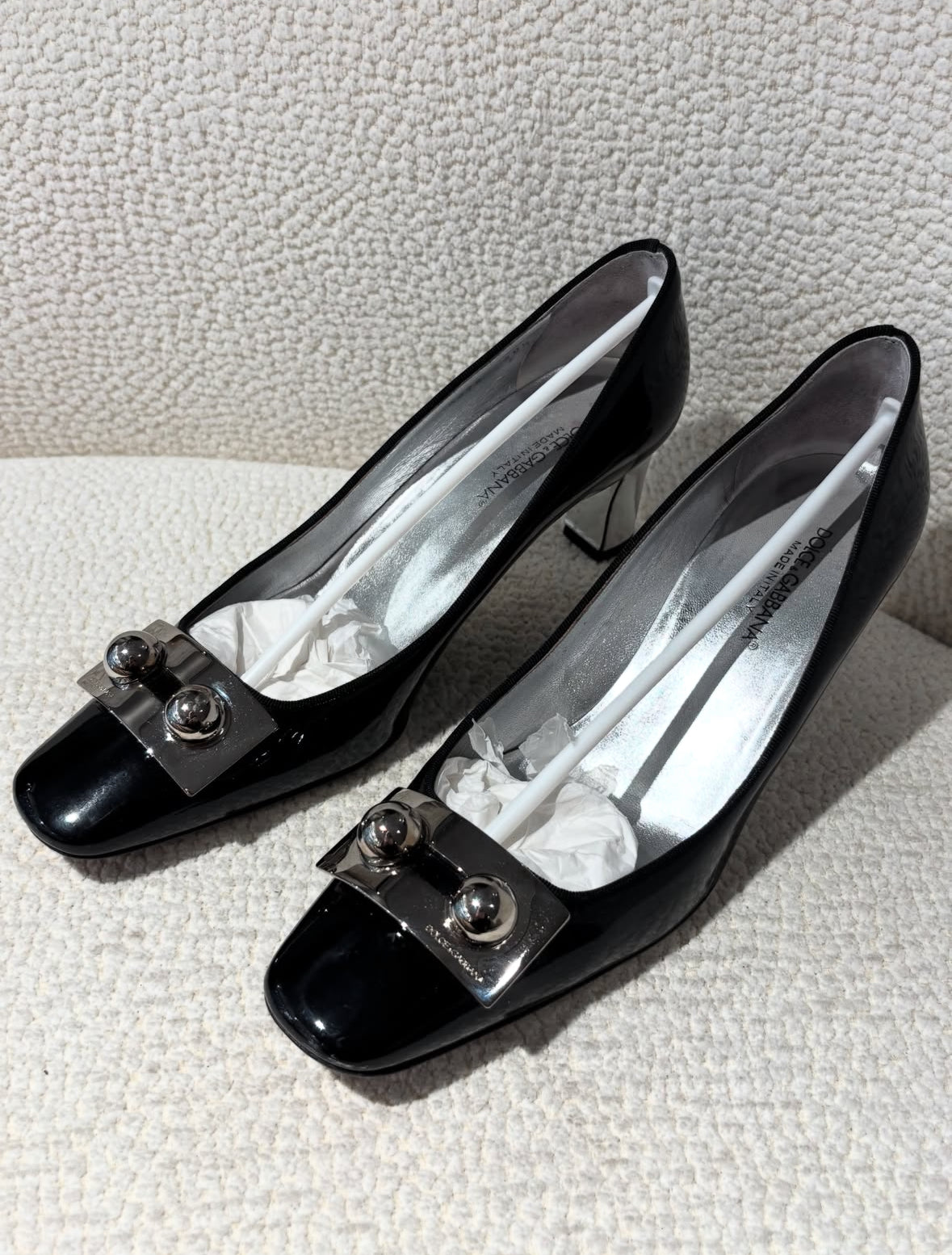 Dolce & Gabbana Heels – Black Patent Leather with Silver Details - EU 38.5