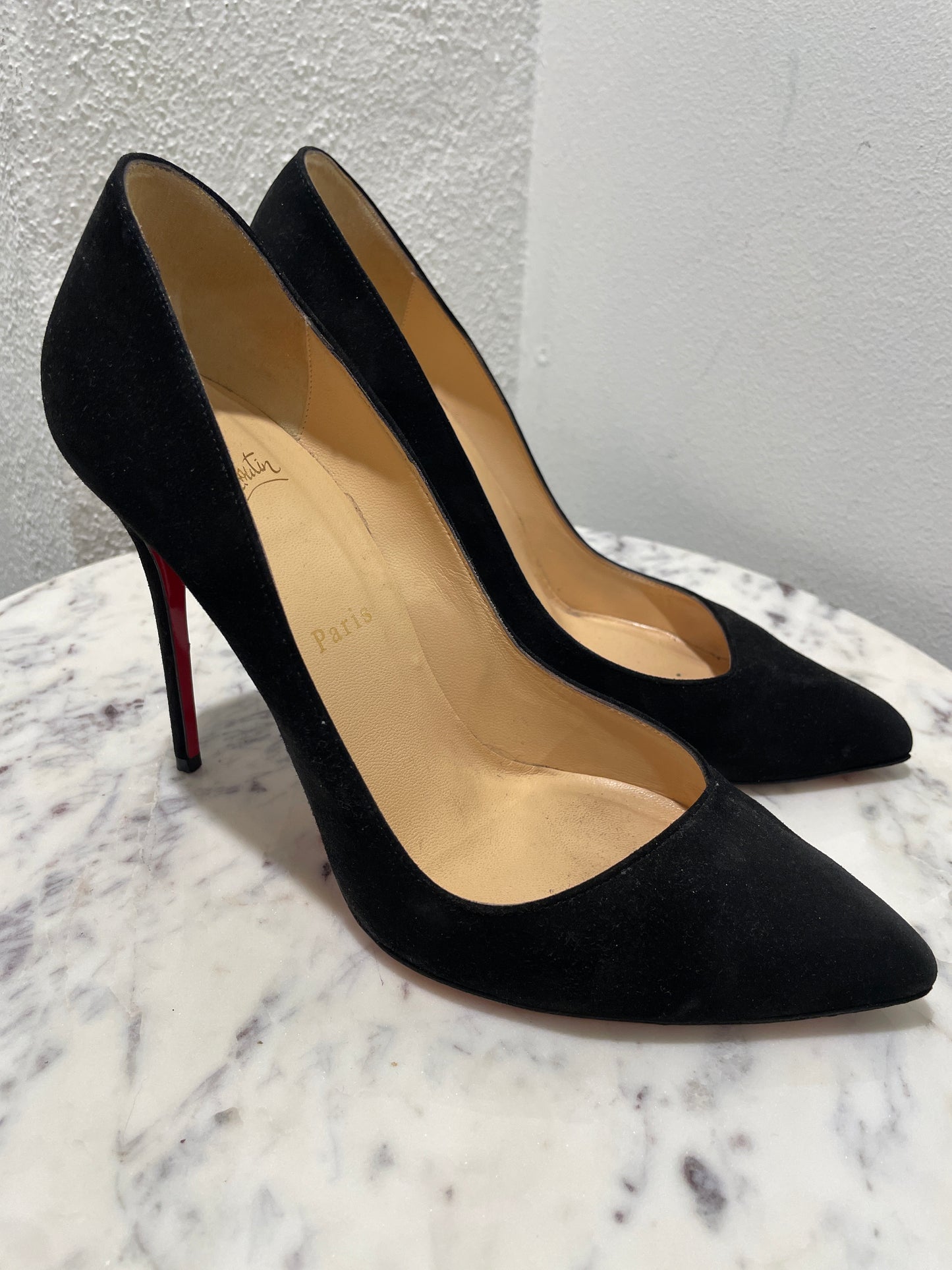 Christian Louboutin Fifi Pumps in Suede - 40