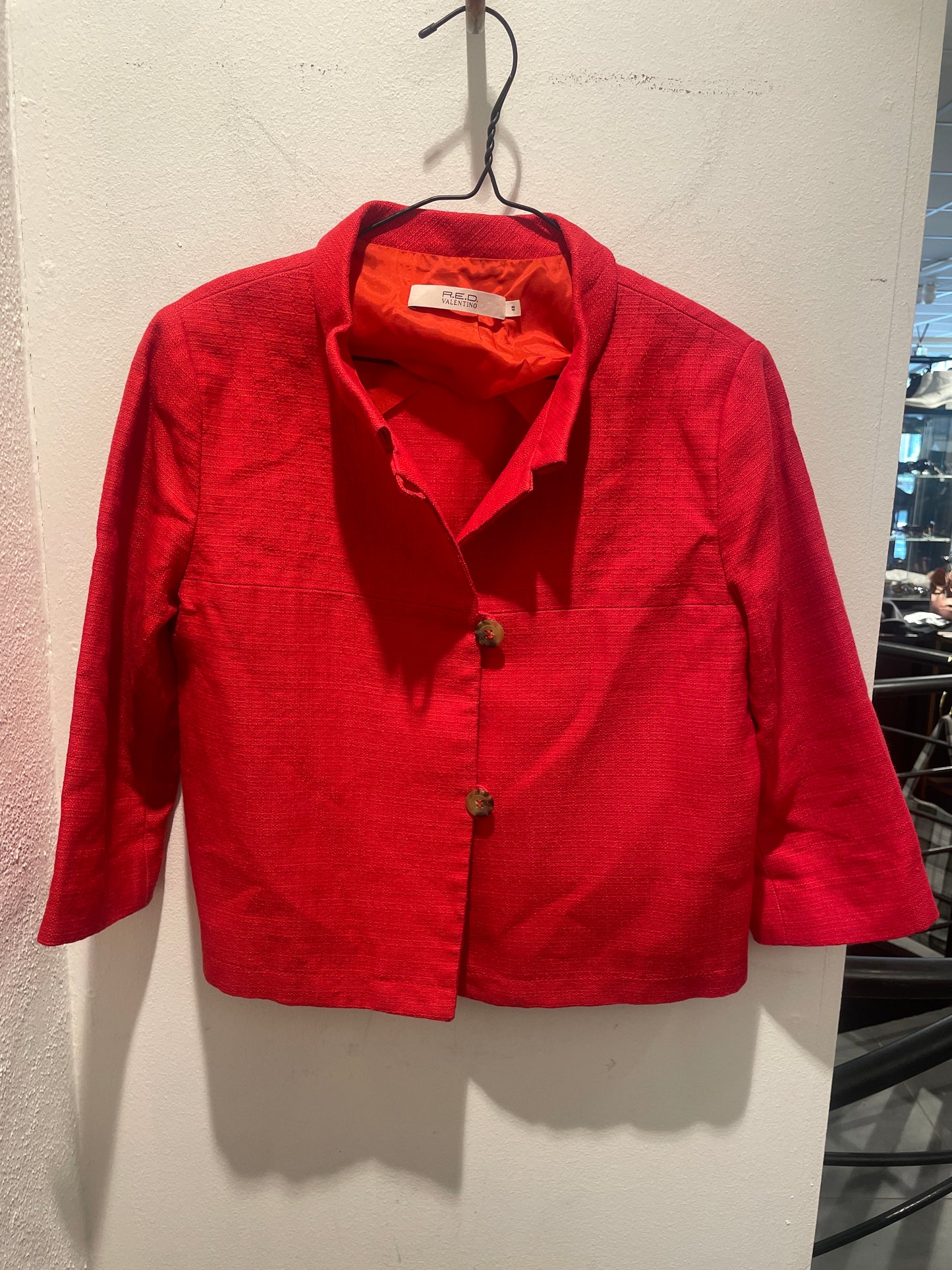 R.E.D Valentino jacket – Red cropped jacket with unique texture - IT48 / EU42/44