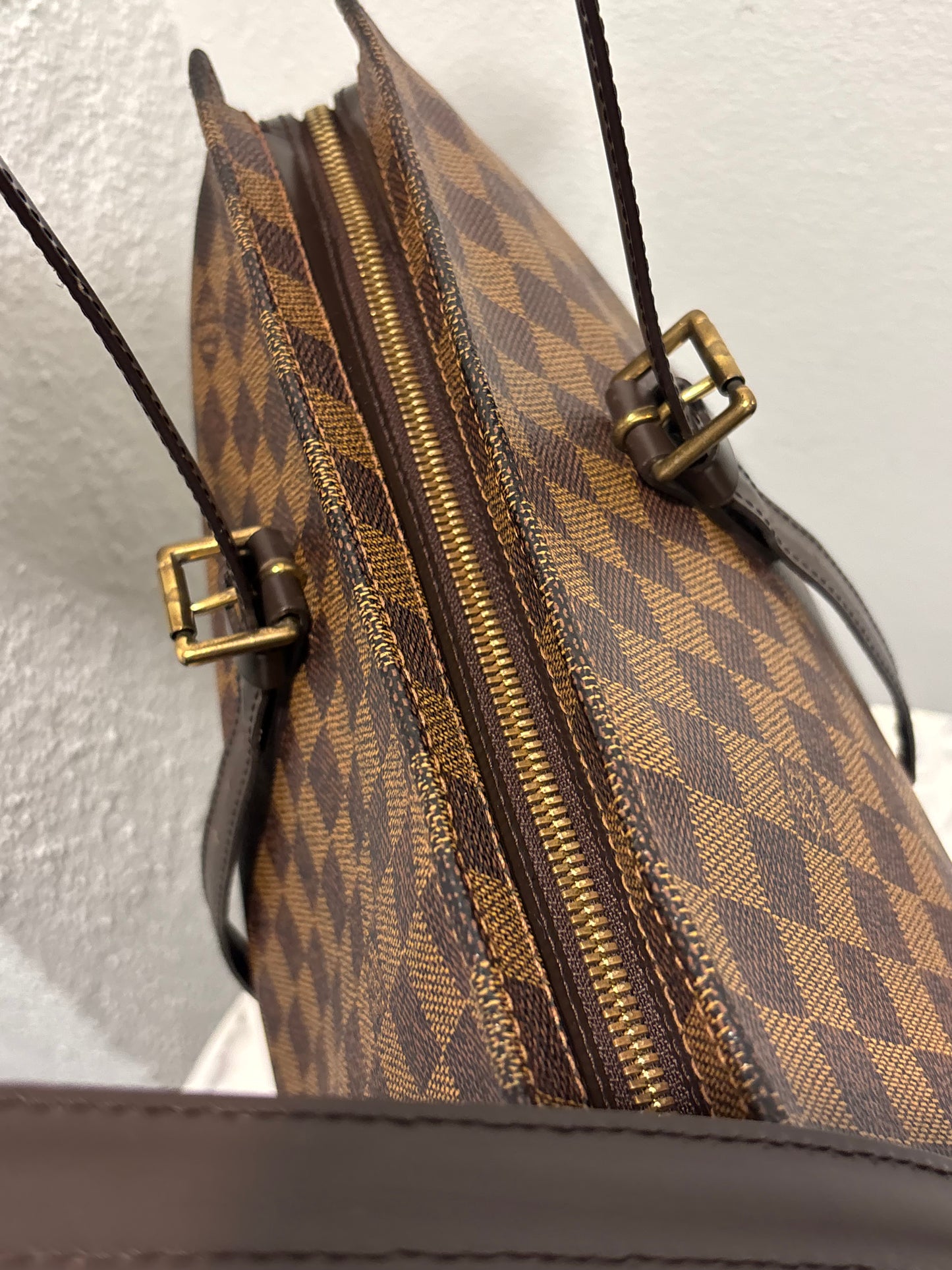 Louis Vuitton - Damier Ebene Chelsea Tote