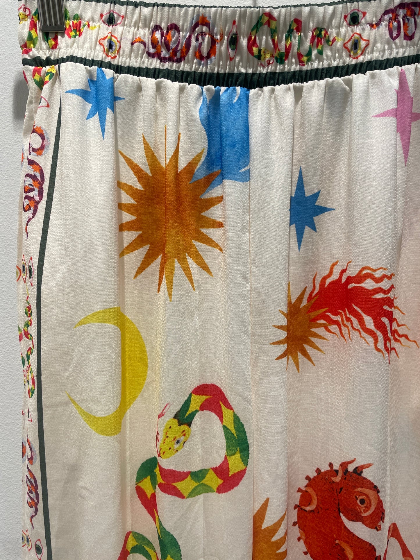 Pants - White w. horse & sun - Medinas Wardrobe - S