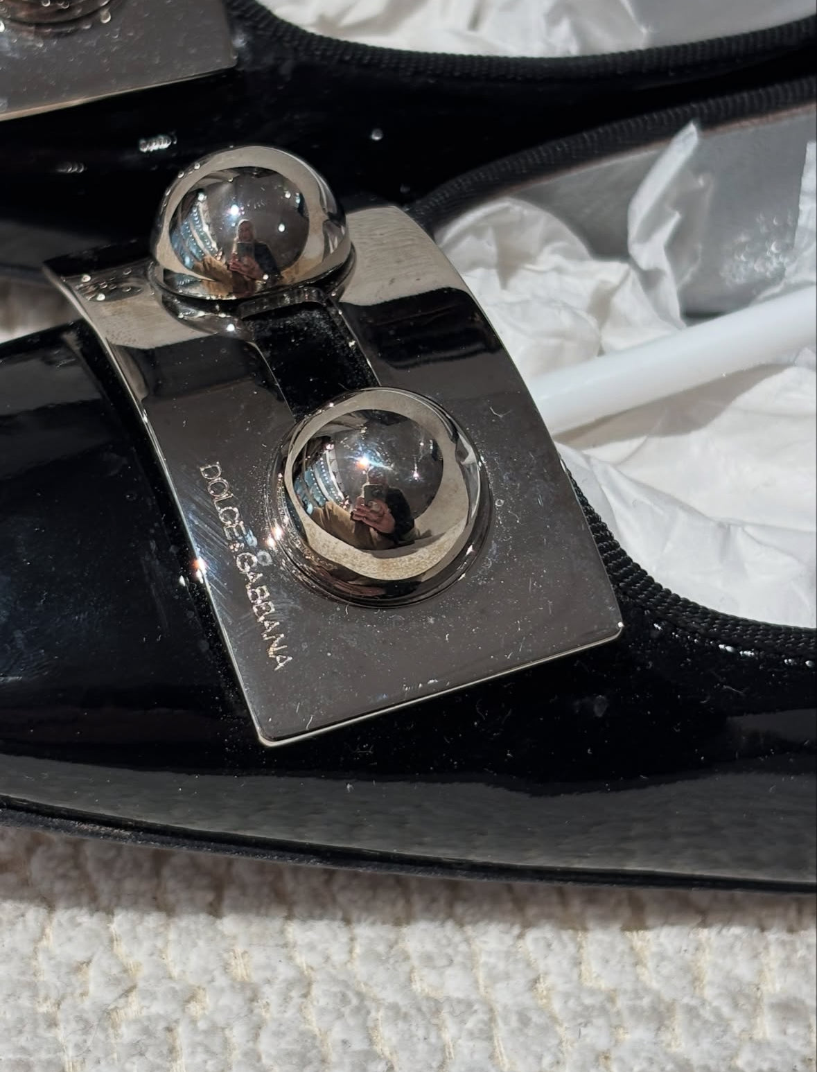 Dolce & Gabbana Heels – Black Patent Leather with Silver Details - EU 38.5