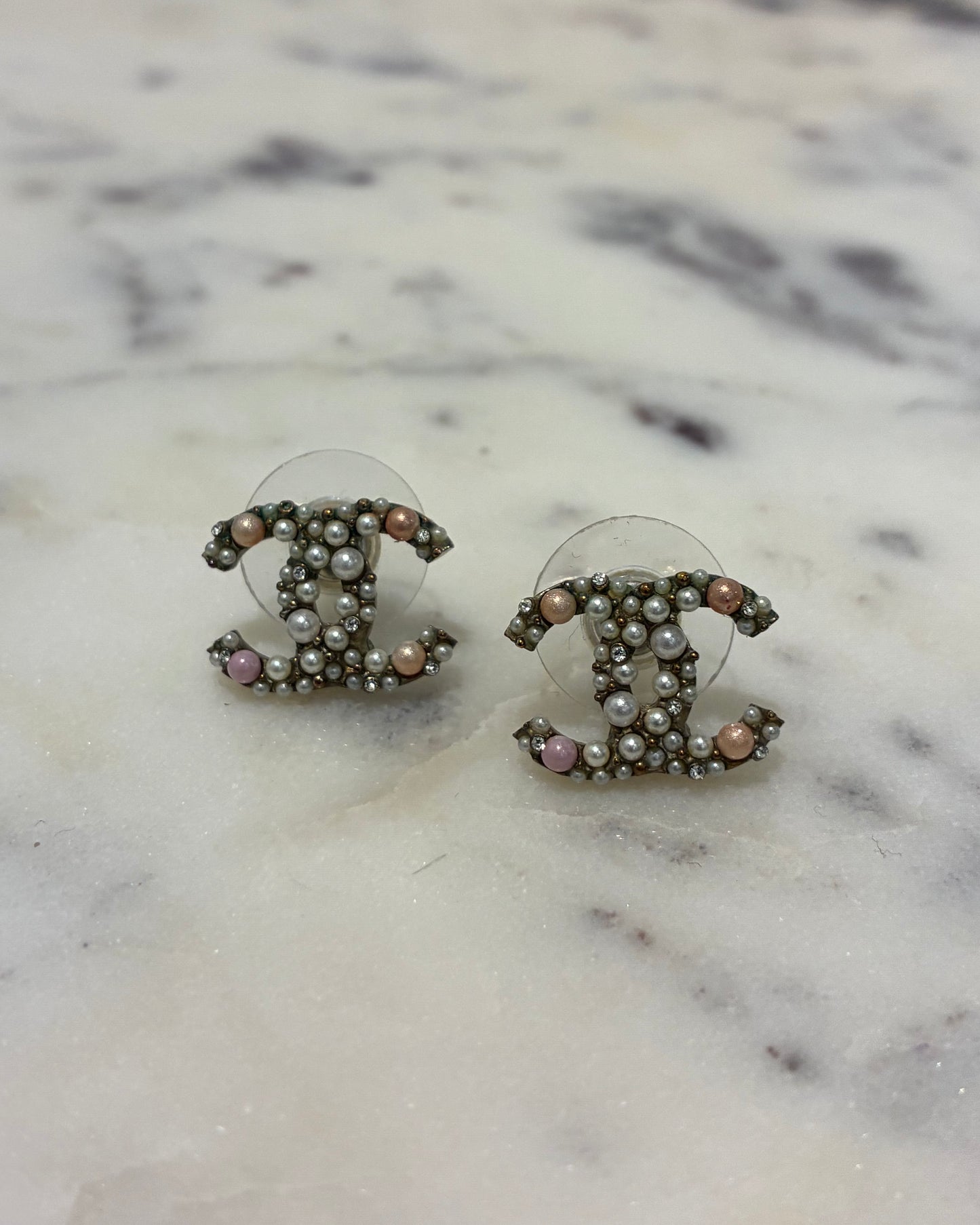 Chanel CC Earrings – Pearls & Pink Details