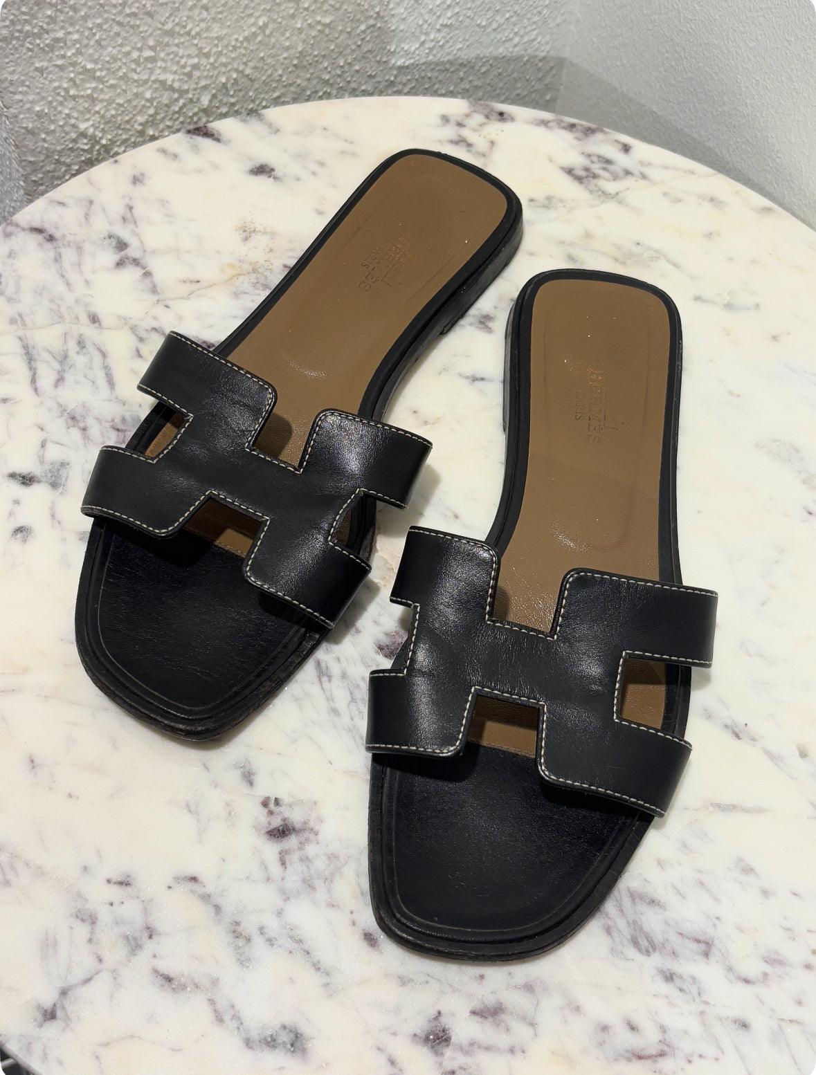 Hermés Oran Sandals – Black Leather – EU 38.5 (38)