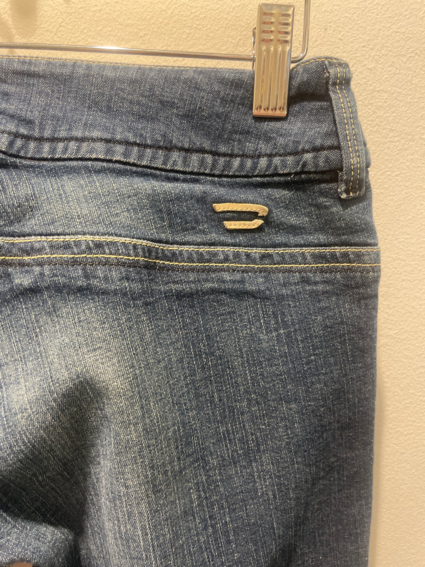Diesel Y2K Bootcut Jeans with Detailed Stitching - W28