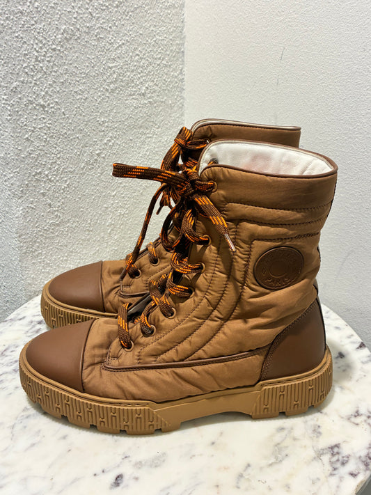 Hermès Boots – Caramel/Brown Calfskin & Parachute Fabric – EU 39