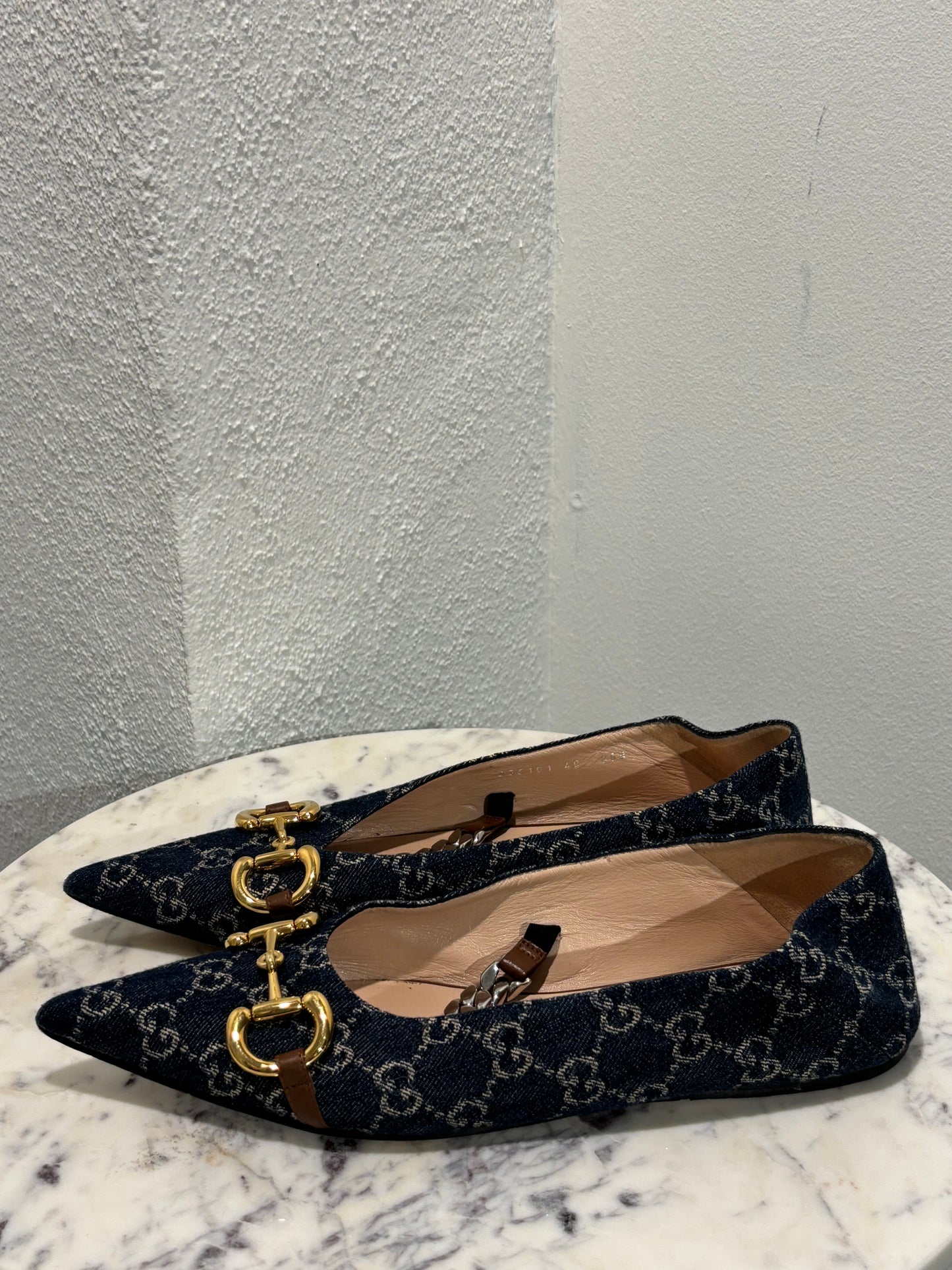 Gucci - Denim Ballerinas - GG Monogram - EU40 - Medinas Wardrobe