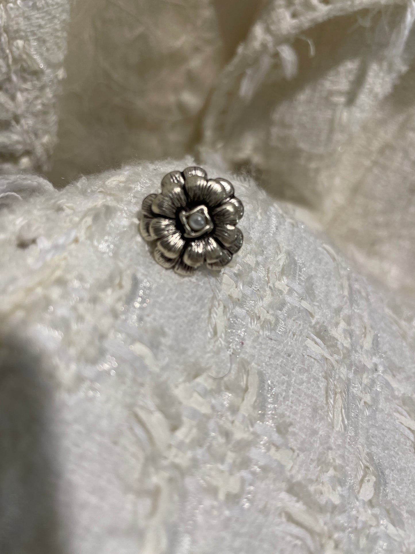 Chanel Jacket – Classic Tweed in White - EU 36