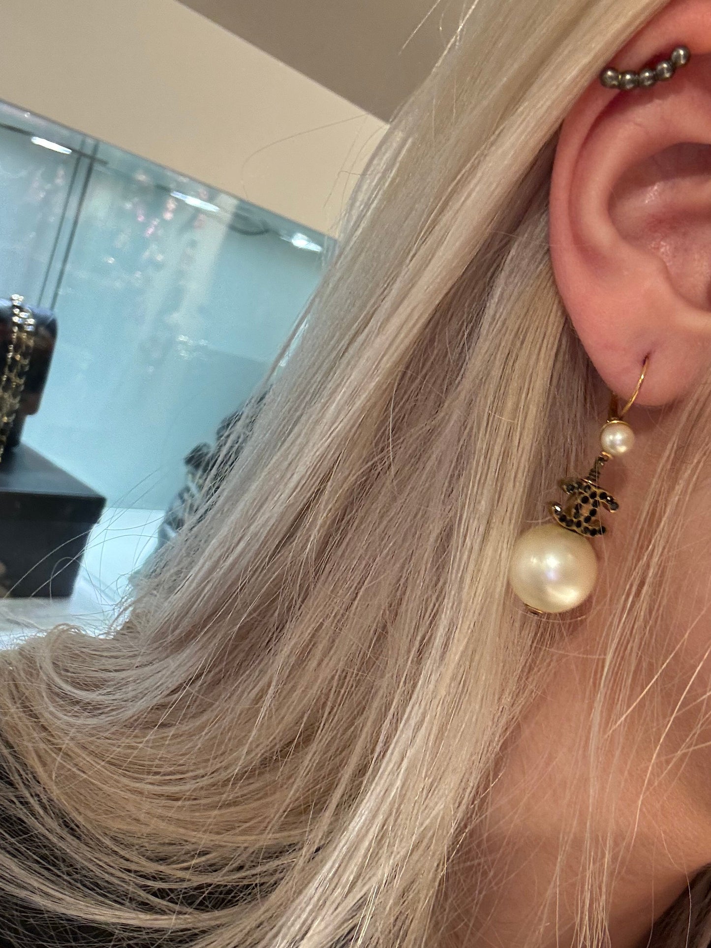 Chanel Earrings - CC with Pearl