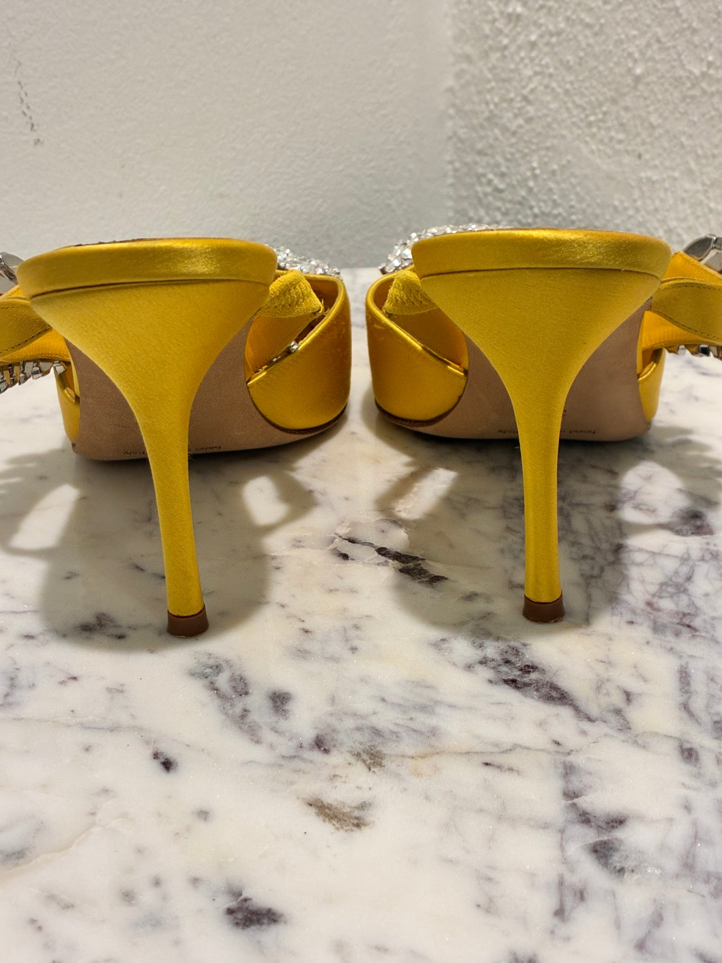 Manolo Blahnik - Heels - Yellow Satin & Crystals - Size 39.5 - Medinas Wardrobe