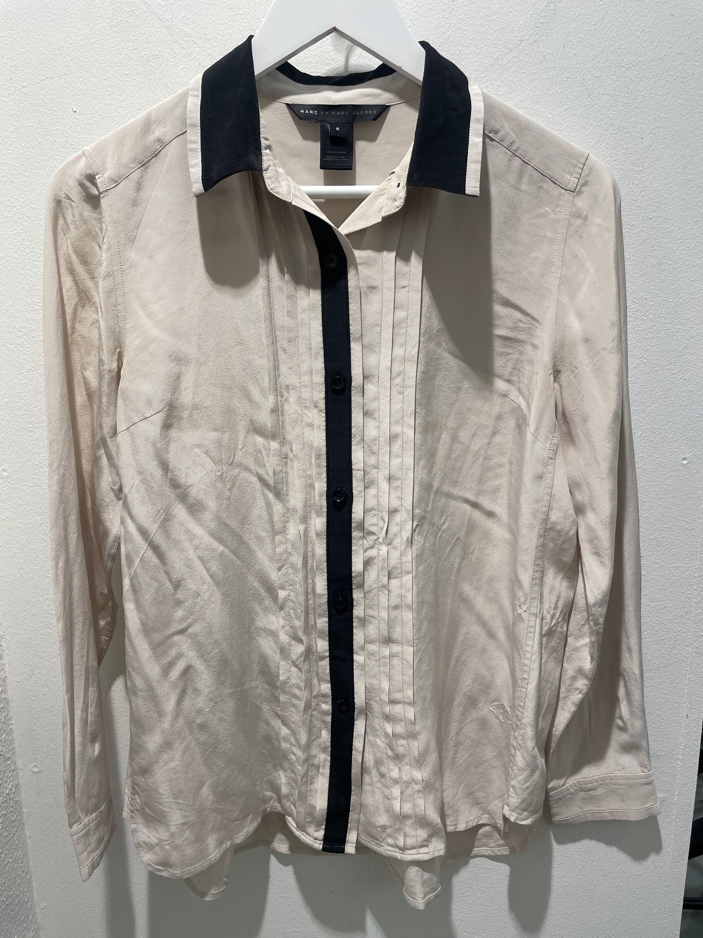 Marc by Marc Jacobs Silk Tuxedo-Style Blouse – Size S