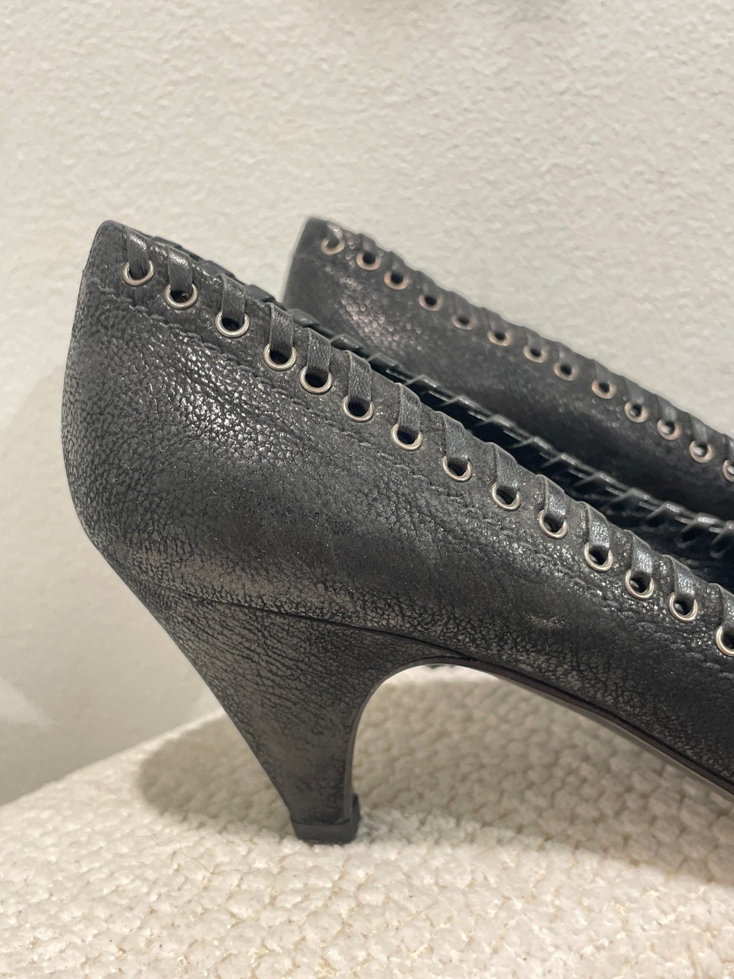 Prada Heels – Black Leather w. croco toe - 37,5
