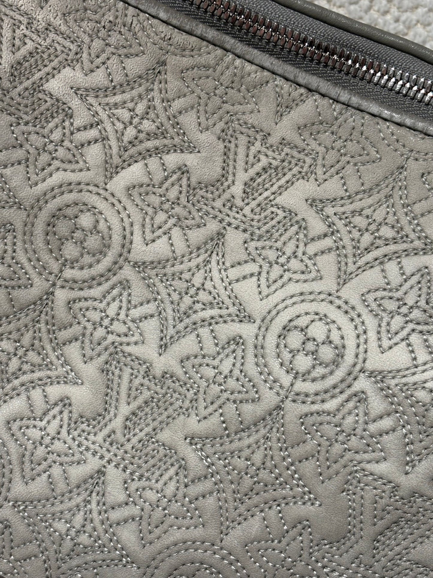 Louis Vuitton Antheia Ixia Bag – Monogram Leather in Grey