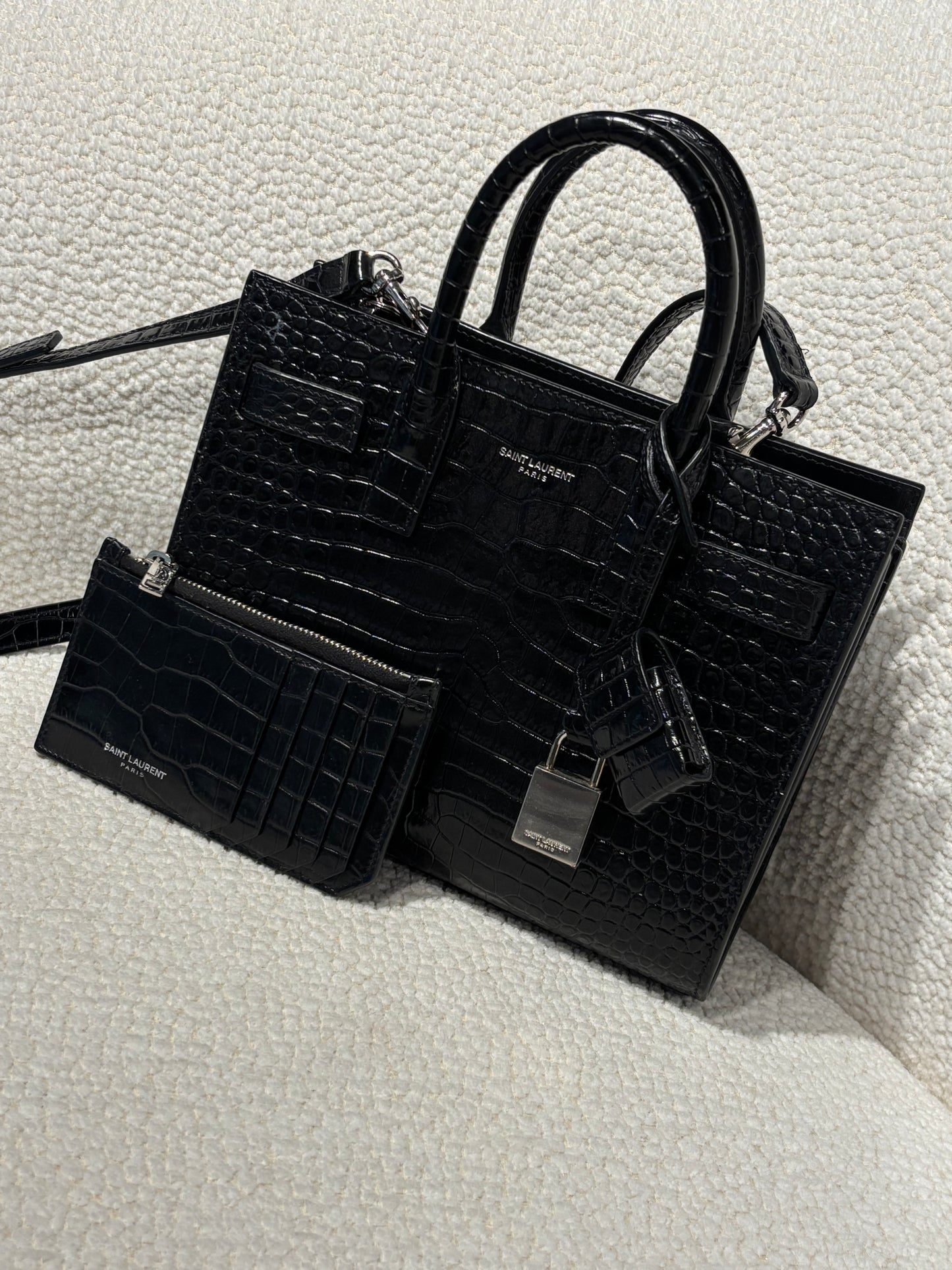 Saint Laurent Bag – Alligator-Embossed Leather - Black