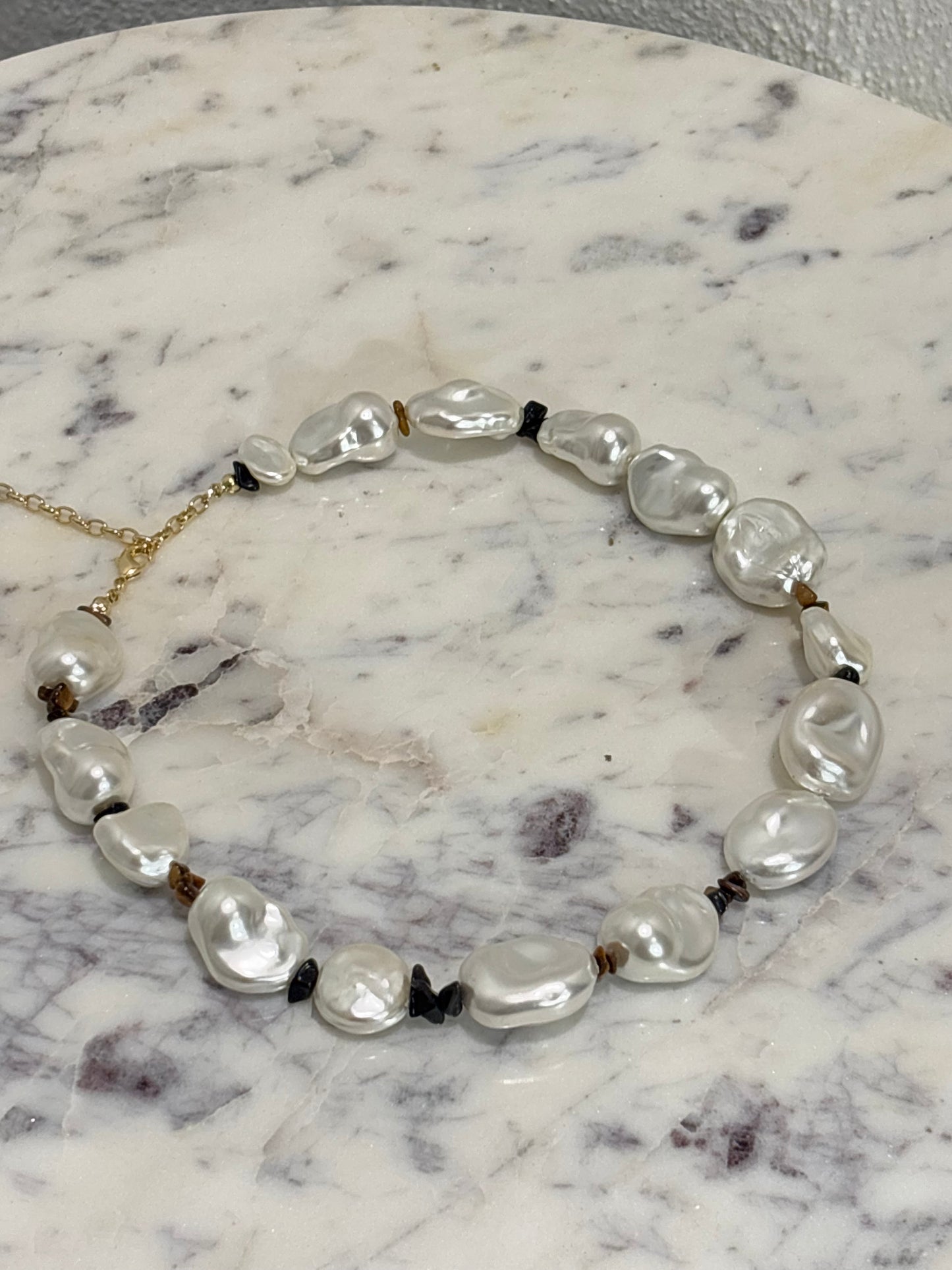 Pilgrim - Necklace - Gold with Pearls- Medinas Wardrobe