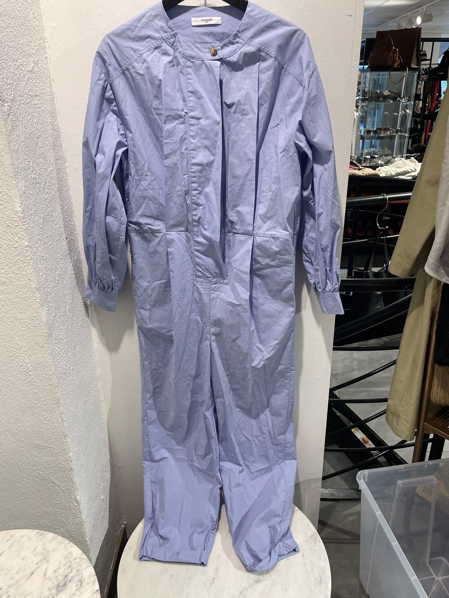 Lovechild 1979 – Long-Sleeved Cotton Jumpsuit in Soft Lavender/Periwinkle - EU36