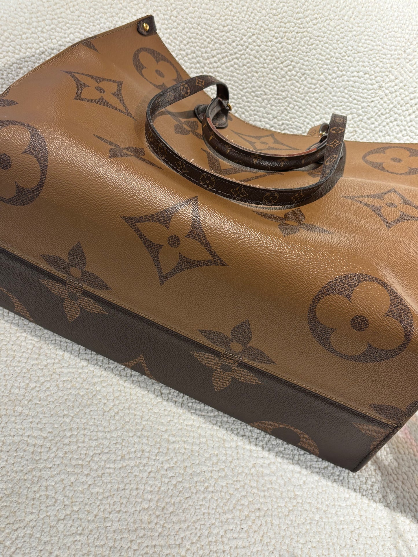 Louis Vuitton – Onthego- Brown & Light Brown Monogram Tote