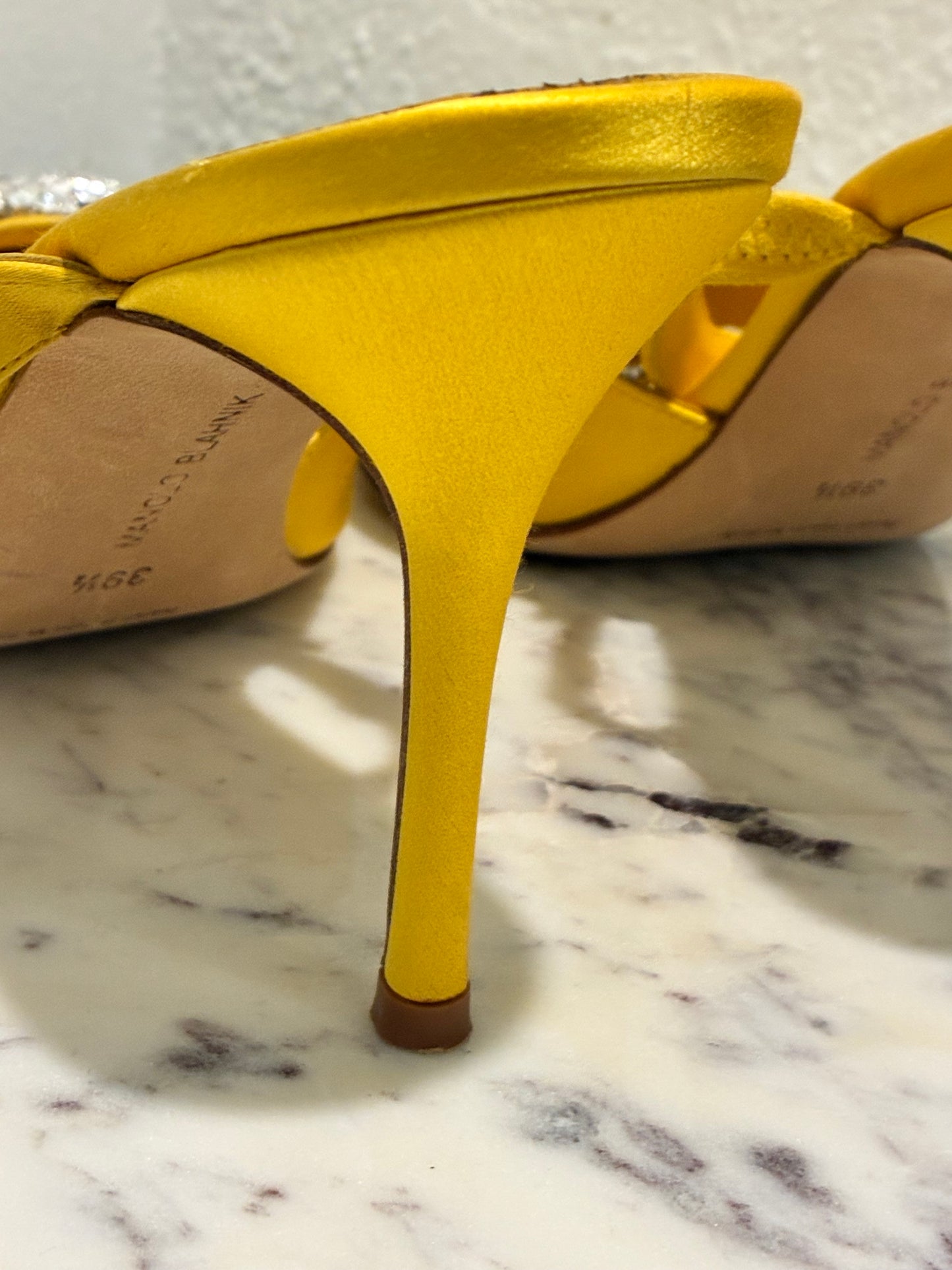 Manolo Blahnik - Heels - Yellow Satin & Crystals - Size 39.5 - Medinas Wardrobe