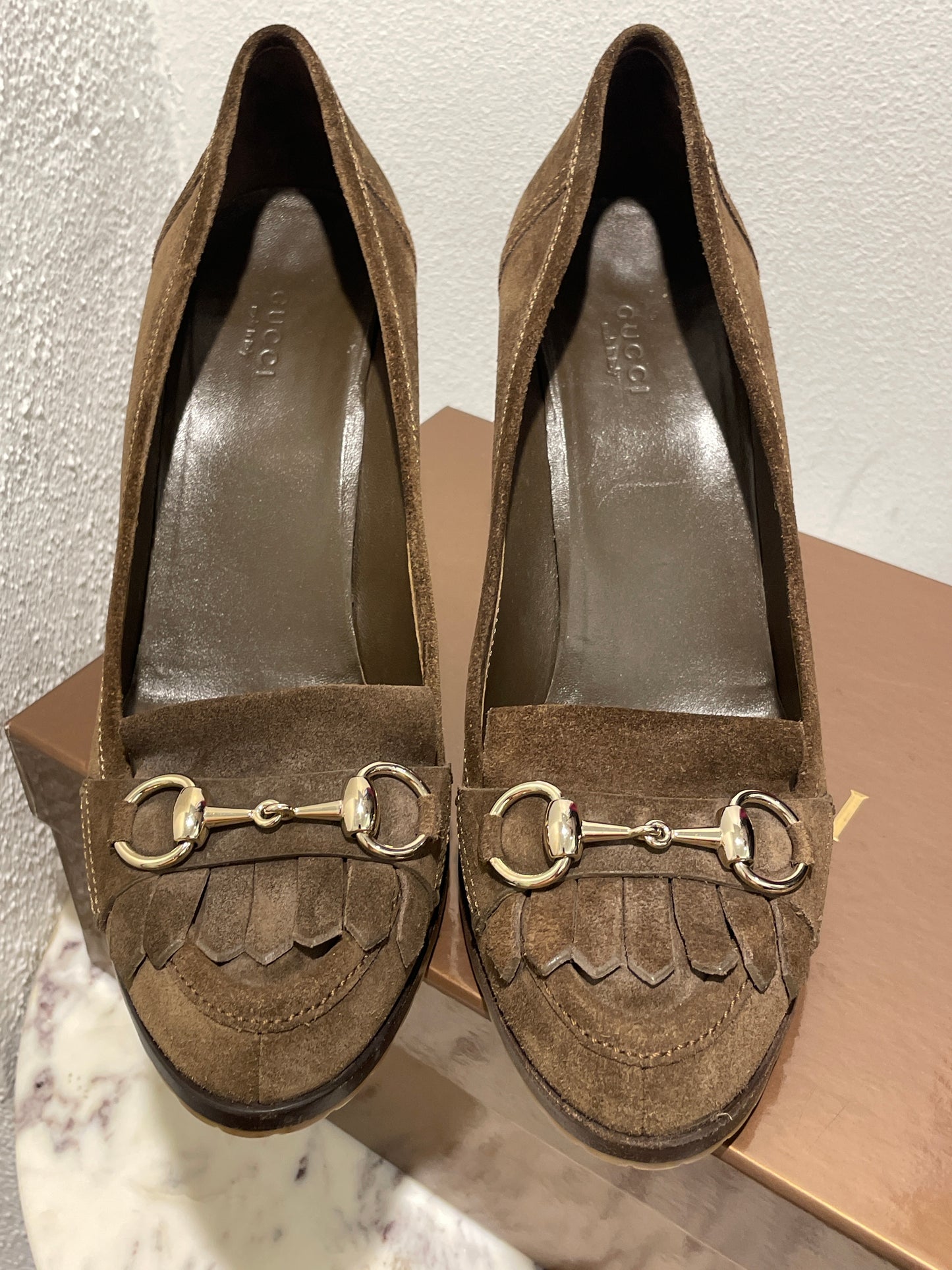 Gucci Vintage Horsebit Suede Pumps – Size EU 40C / Dark Brown
